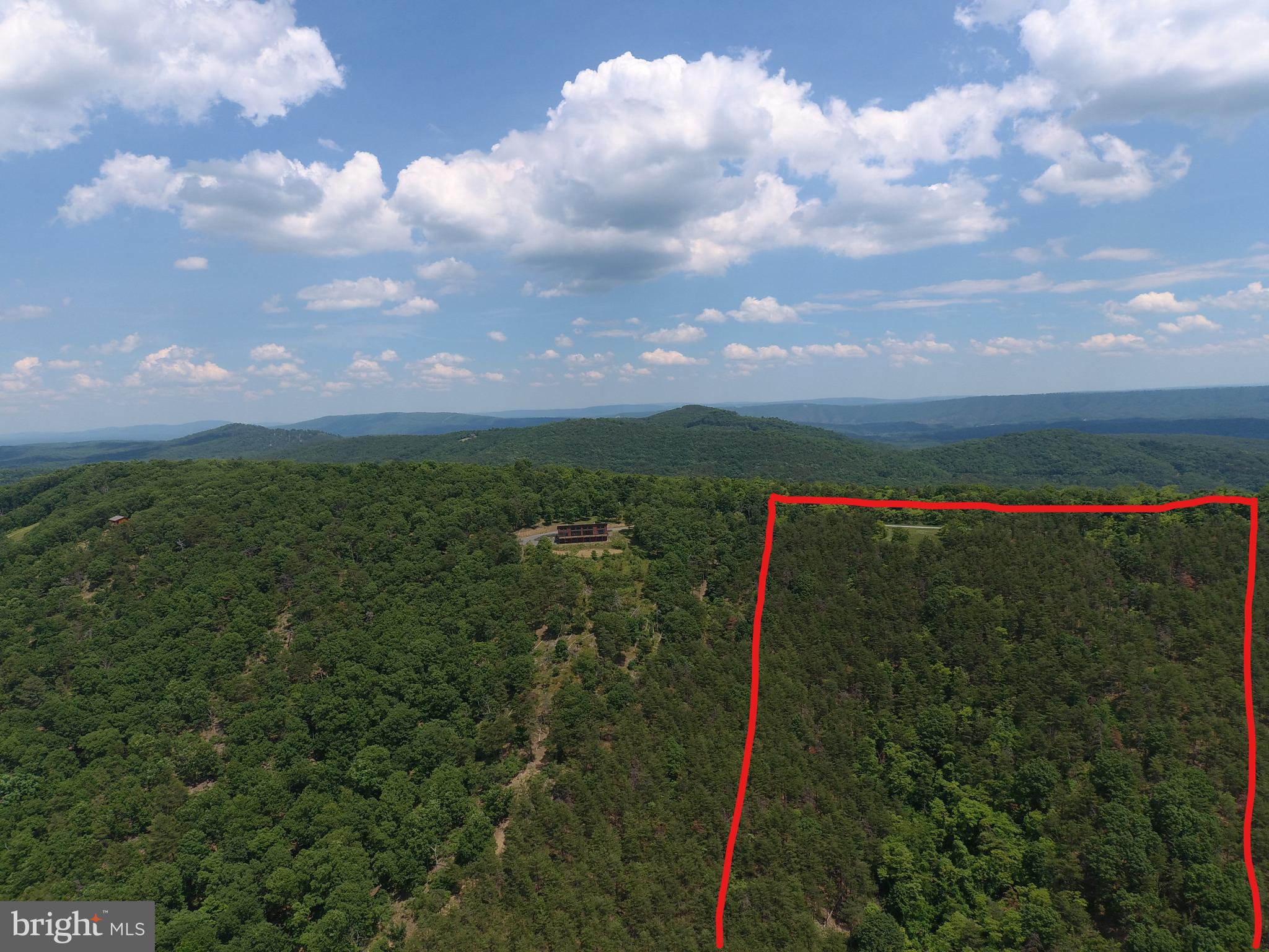 BLUFFS ON THE POTOMAC - Land