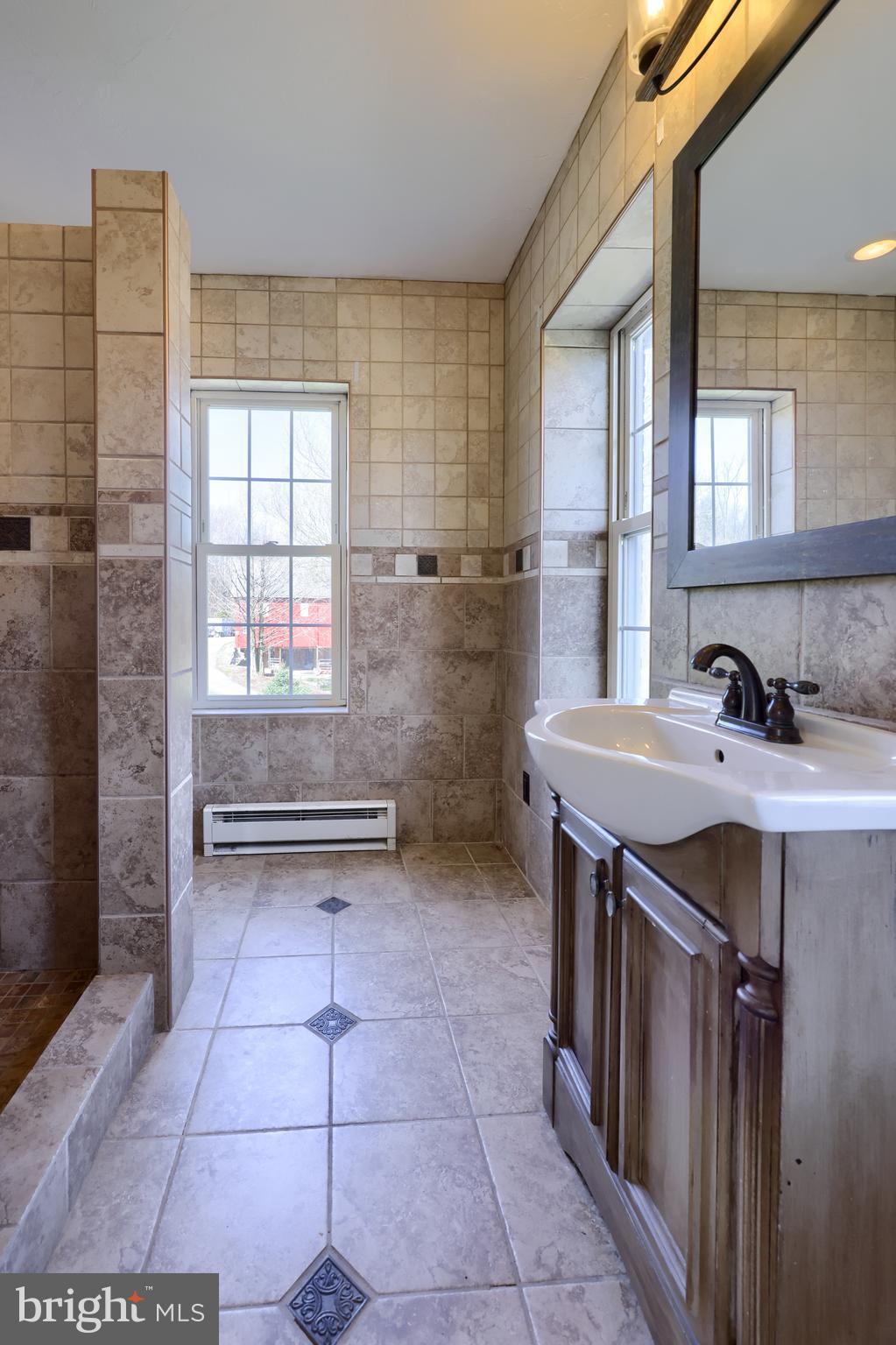 LOWER WINDSOR TWP - Residential