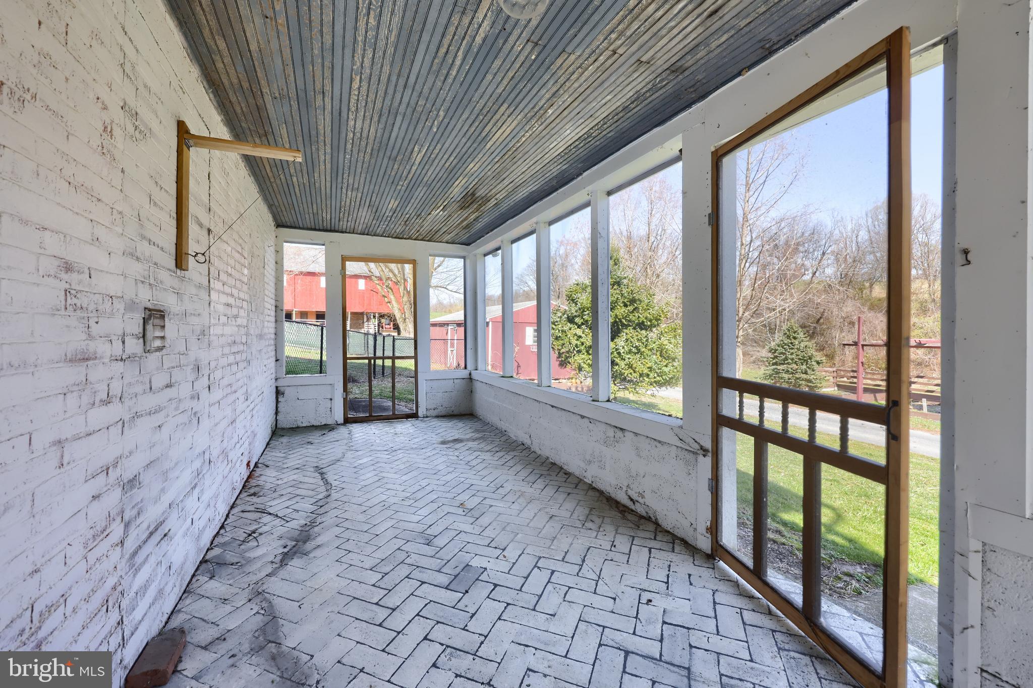 LOWER WINDSOR TWP - Residential