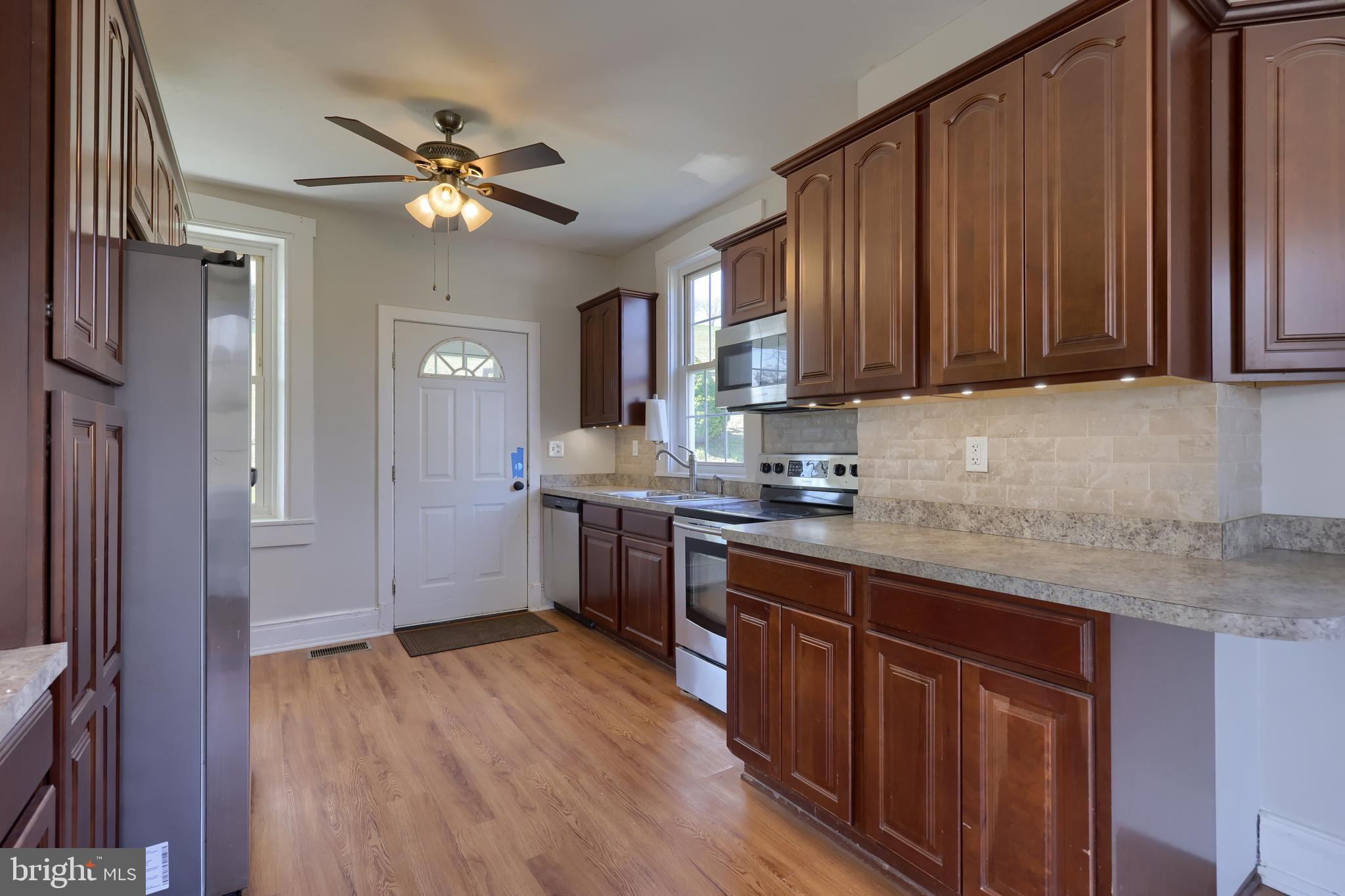 LOWER WINDSOR TWP - Residential