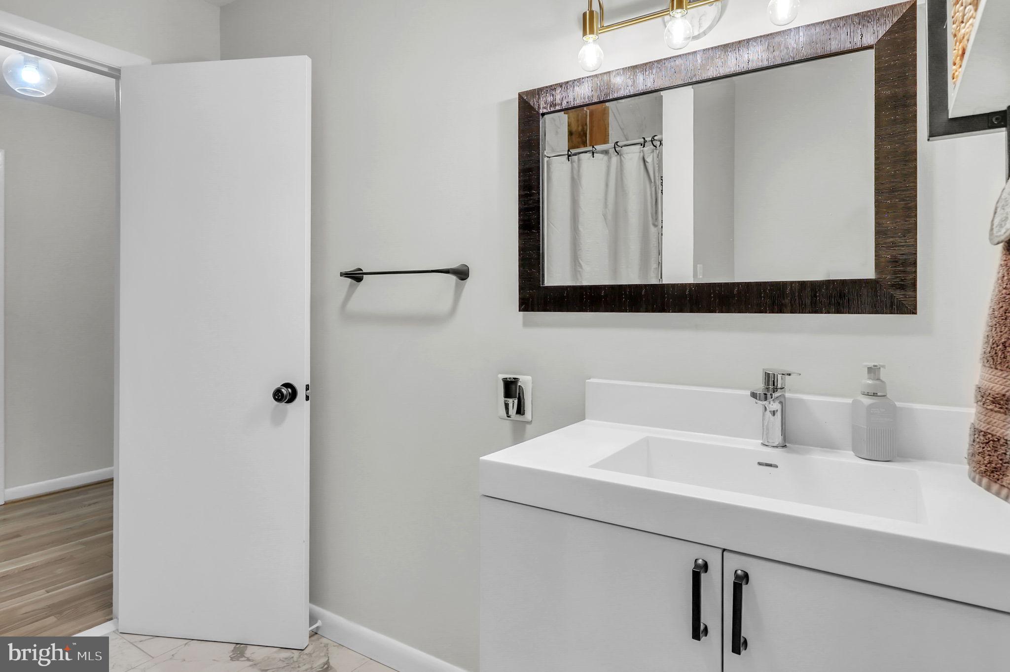 OAK RIDGE - Residential