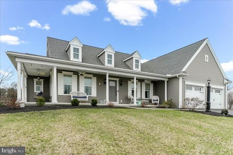 Homes For Sale - 2 Albright Way<br/> QUARRYVILLE, PA 17566