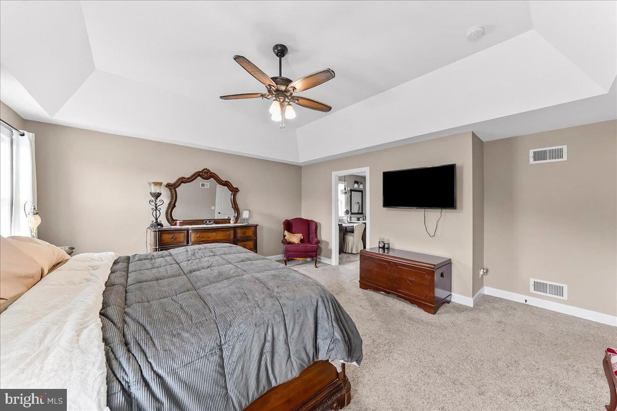 EDEN FARM - Residential