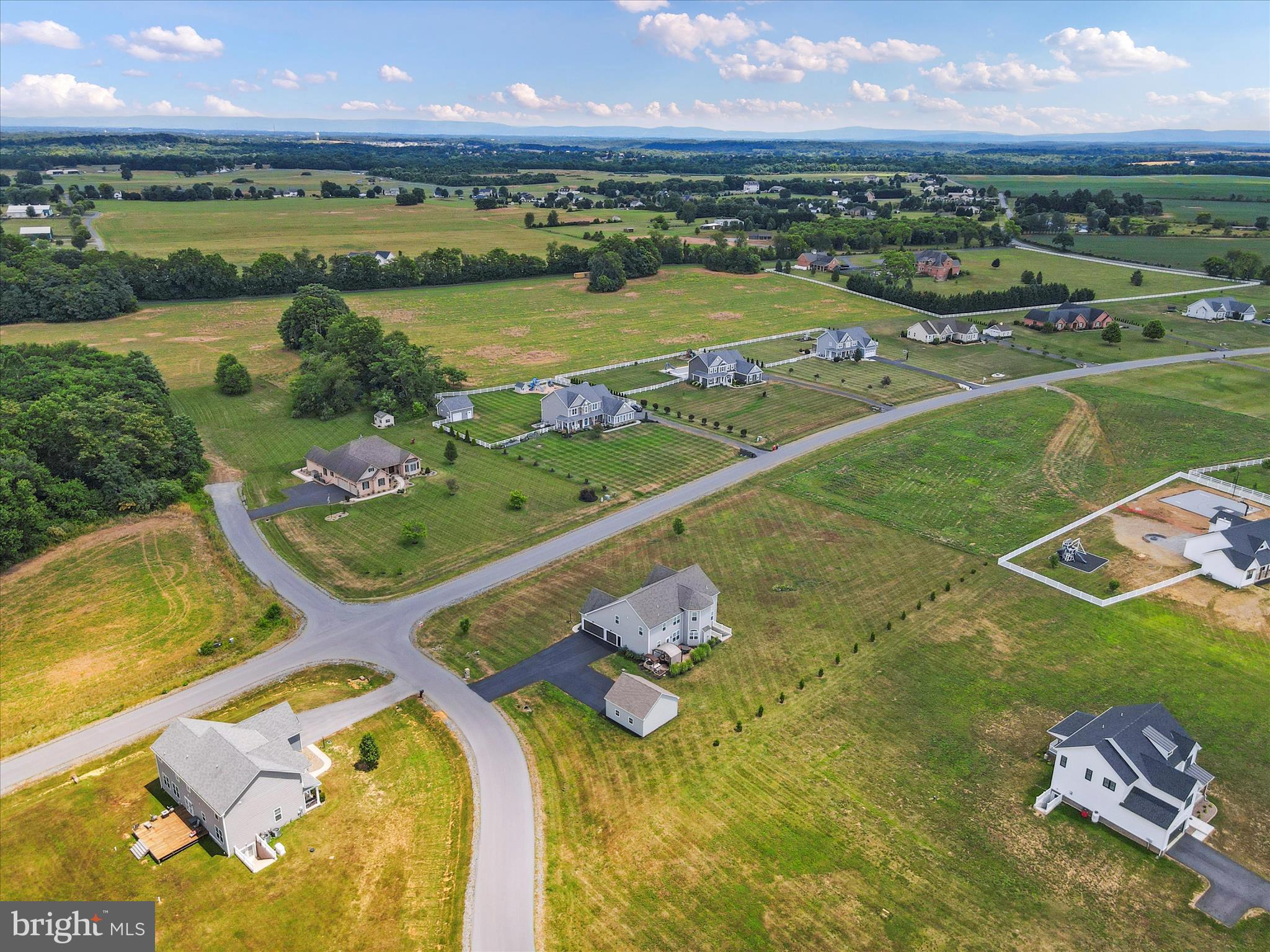 LITTLE GEORGETOWN ESTATES - Residential