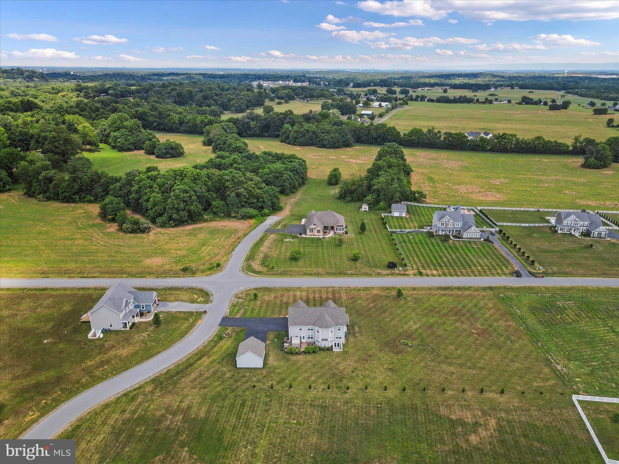 LITTLE GEORGETOWN ESTATES - Residential