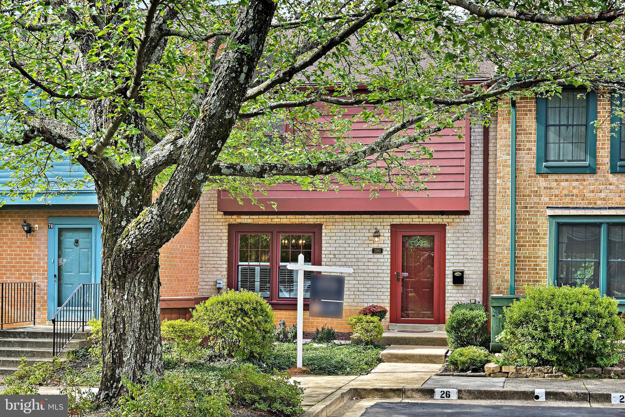 2180 GOLF COURSE DRIVE