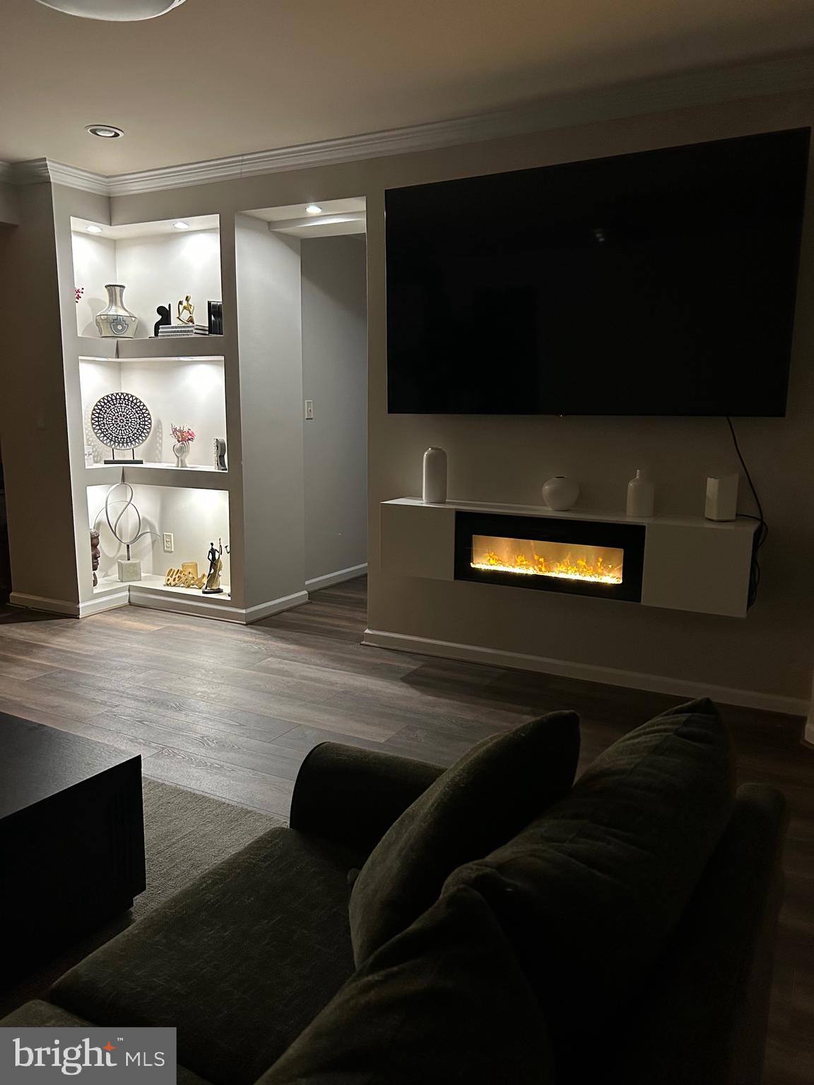 15312 SIR EDWARDS DRIVE