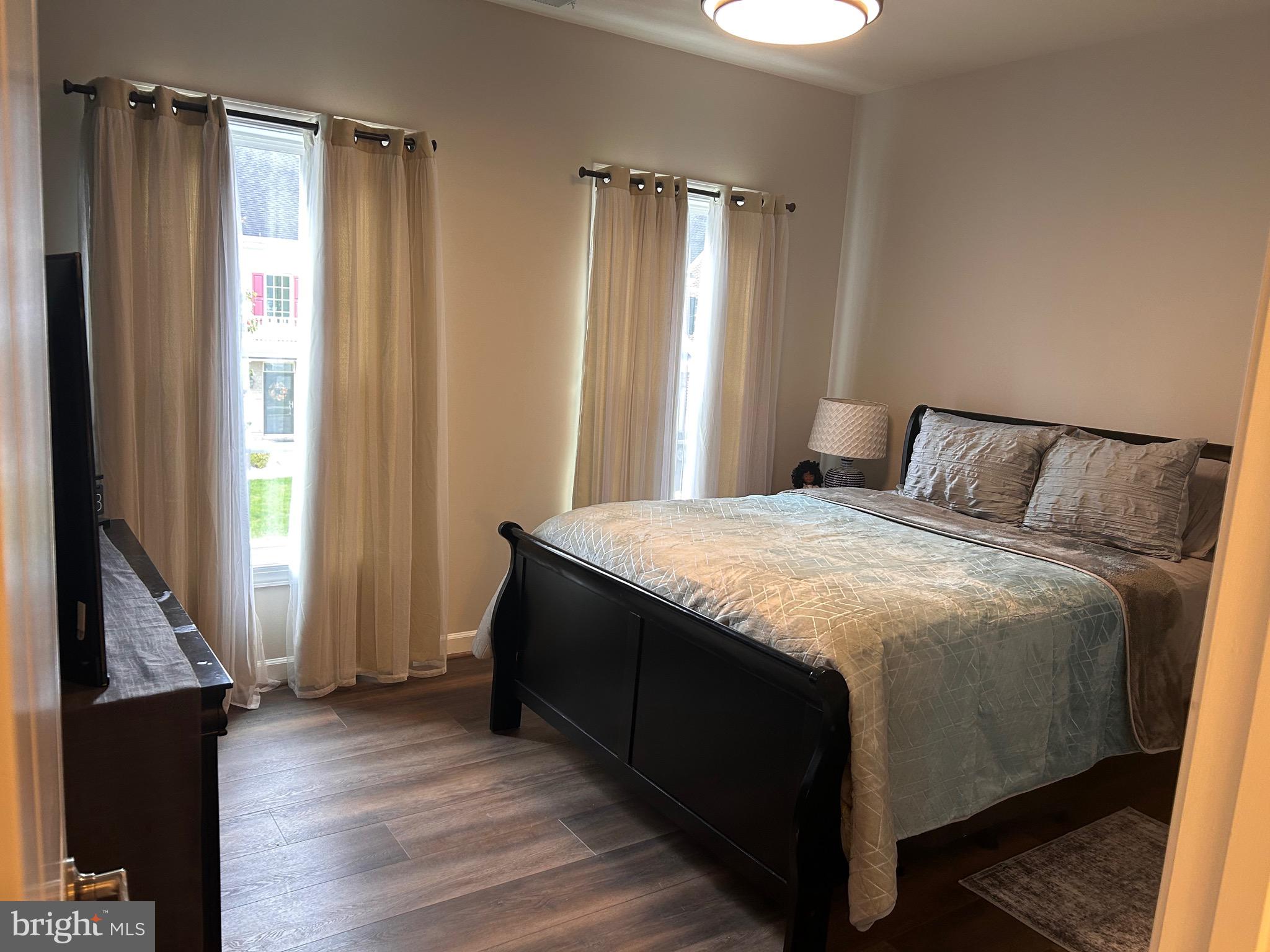 BALMORAL-PLAT 10> - Residential