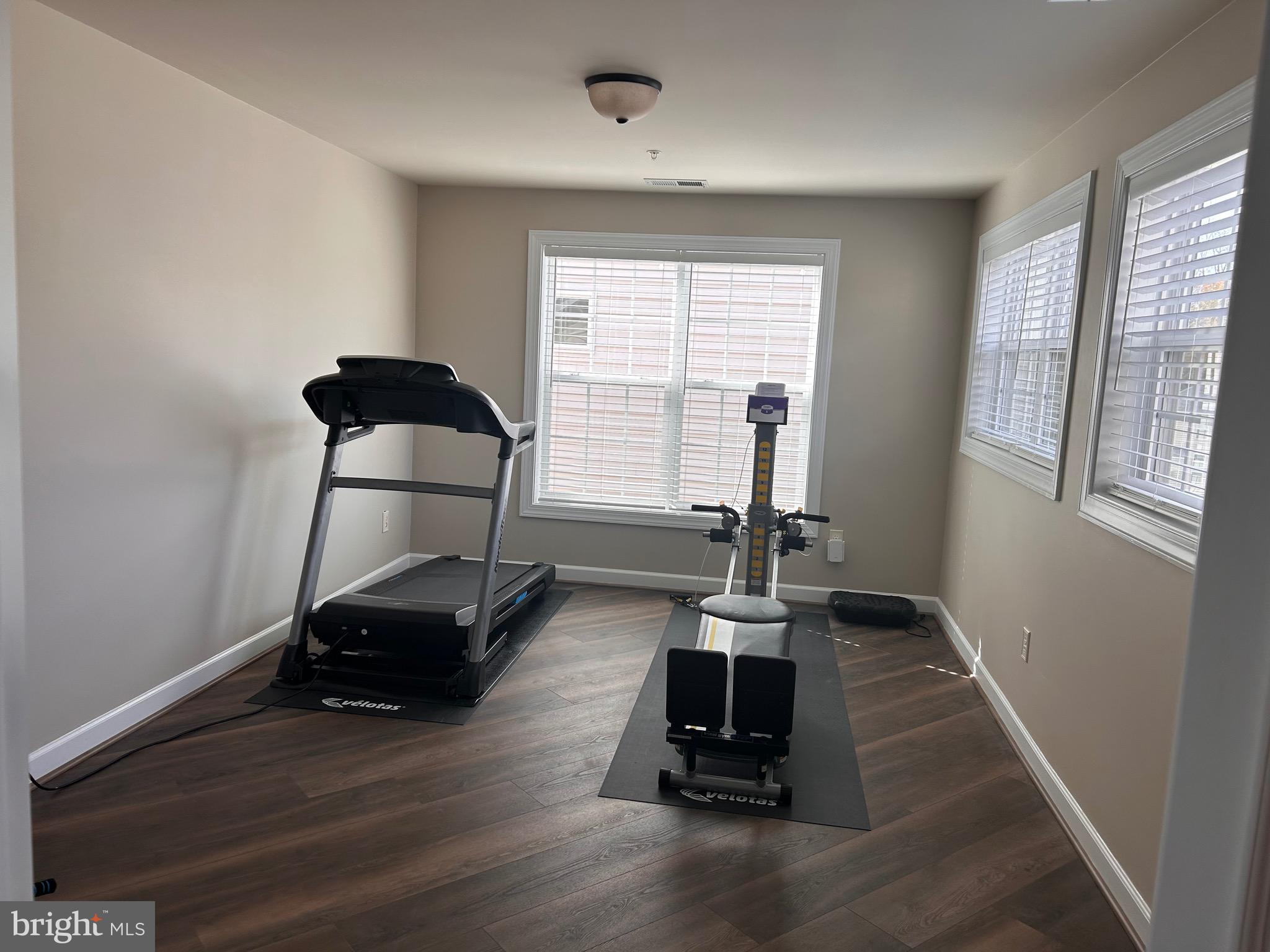 BALMORAL-PLAT 10> - Residential