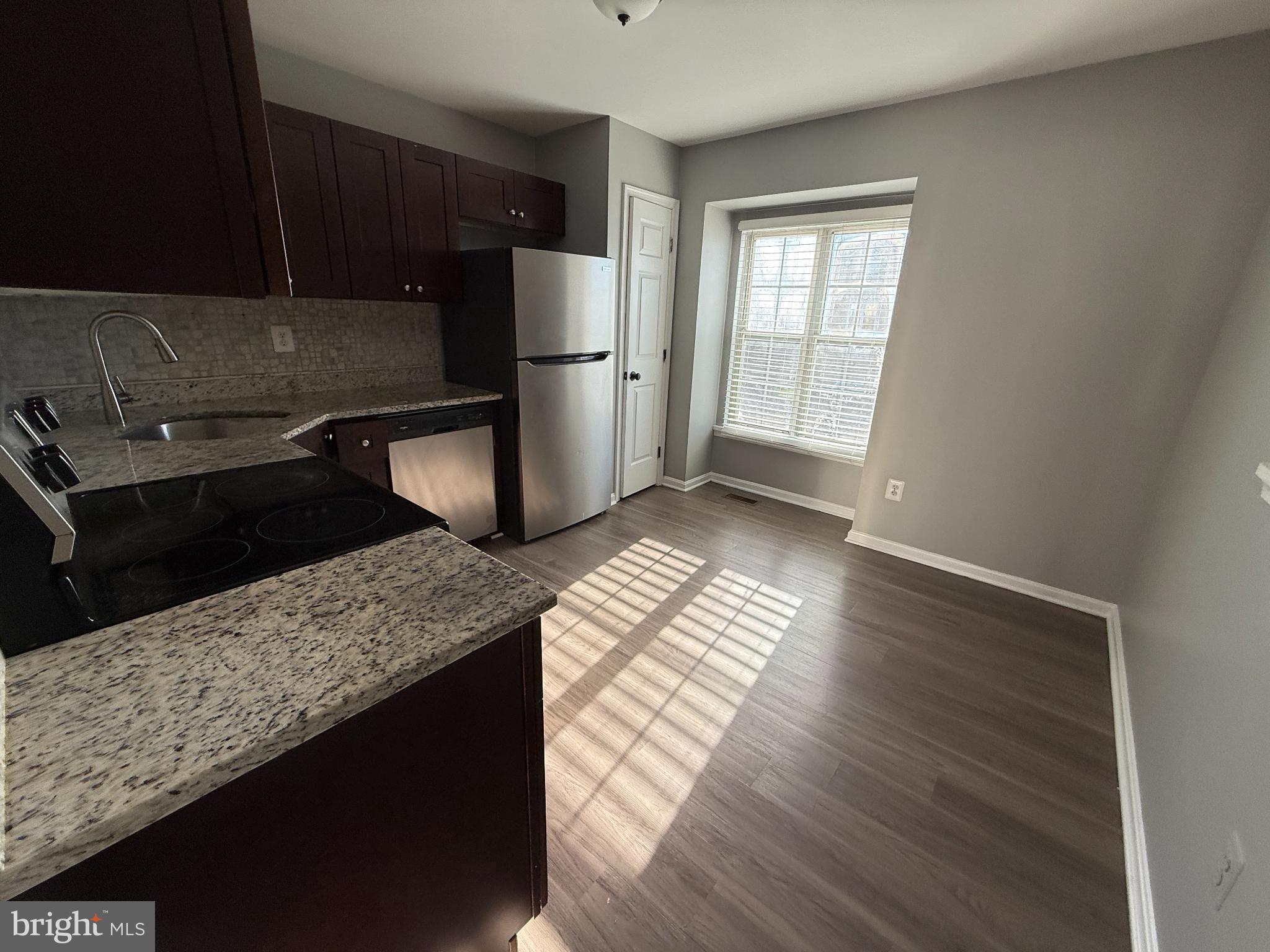 WEST SHORE - Residential Lease