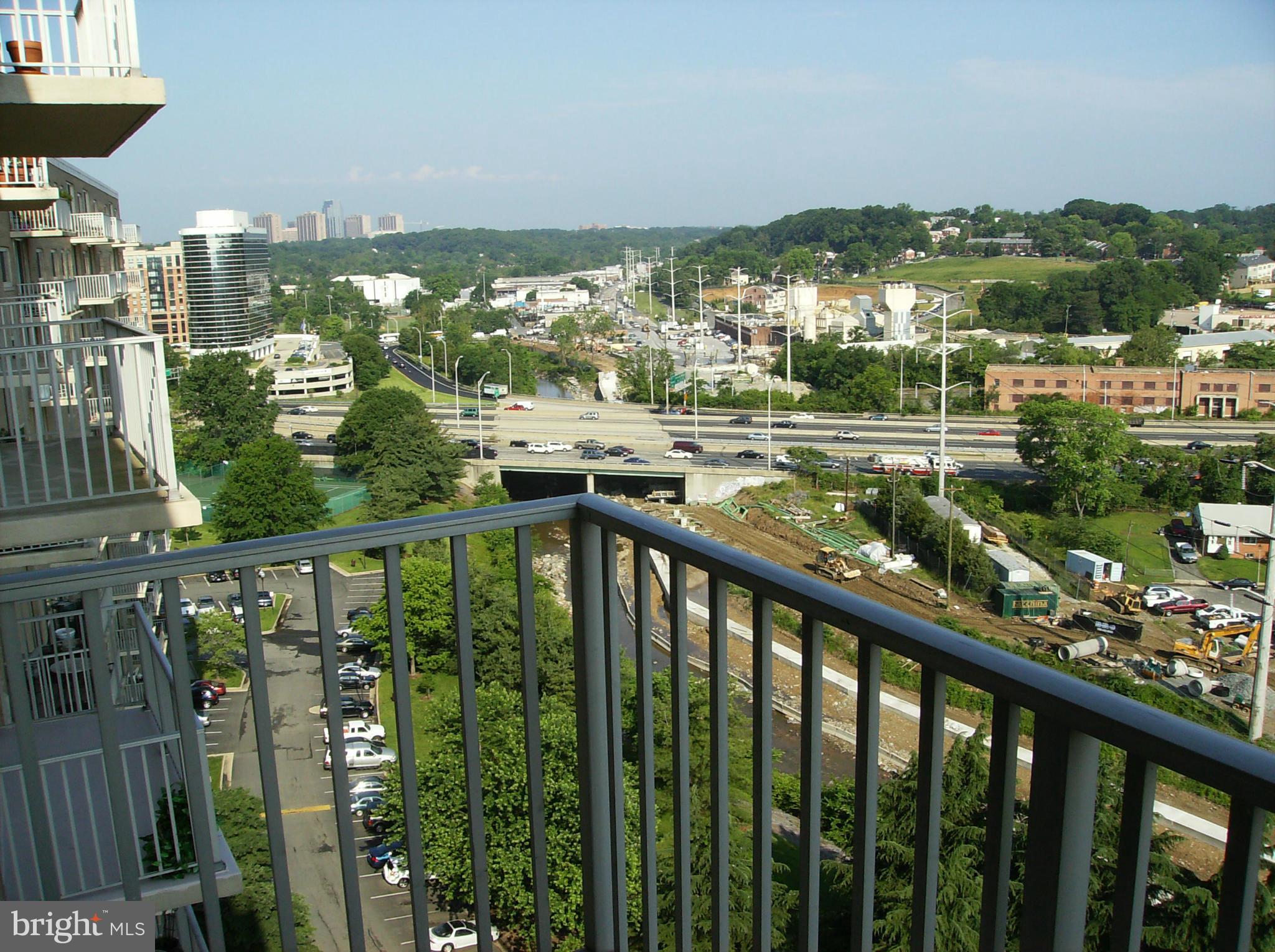 PARC EAST - Residential Lease