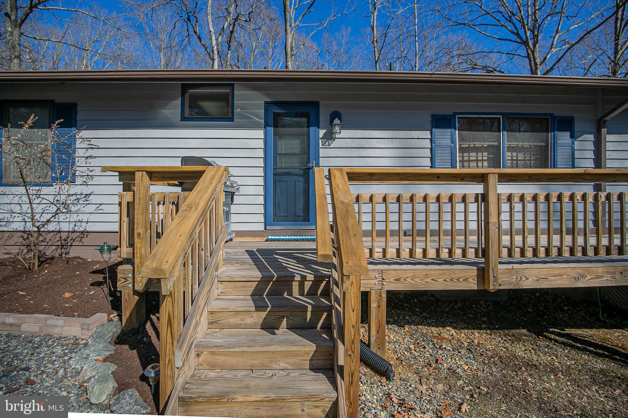 LAKE CAROLINE - Residential