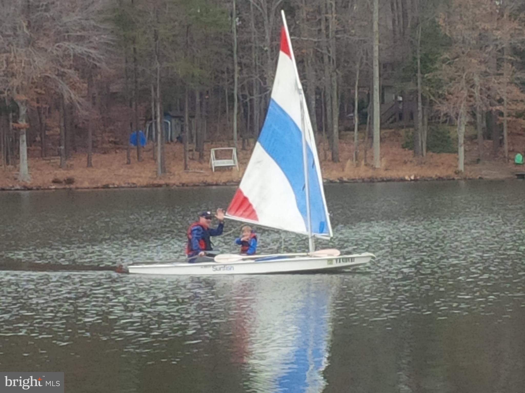 LAKE CAROLINE - Residential