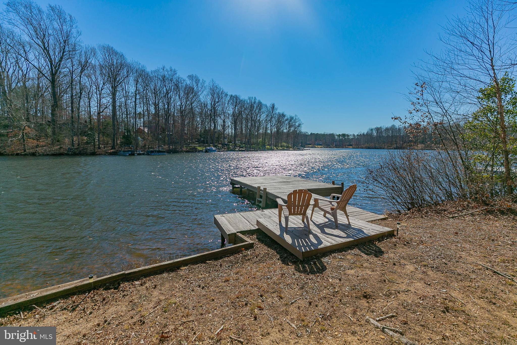LAKE CAROLINE - Residential
