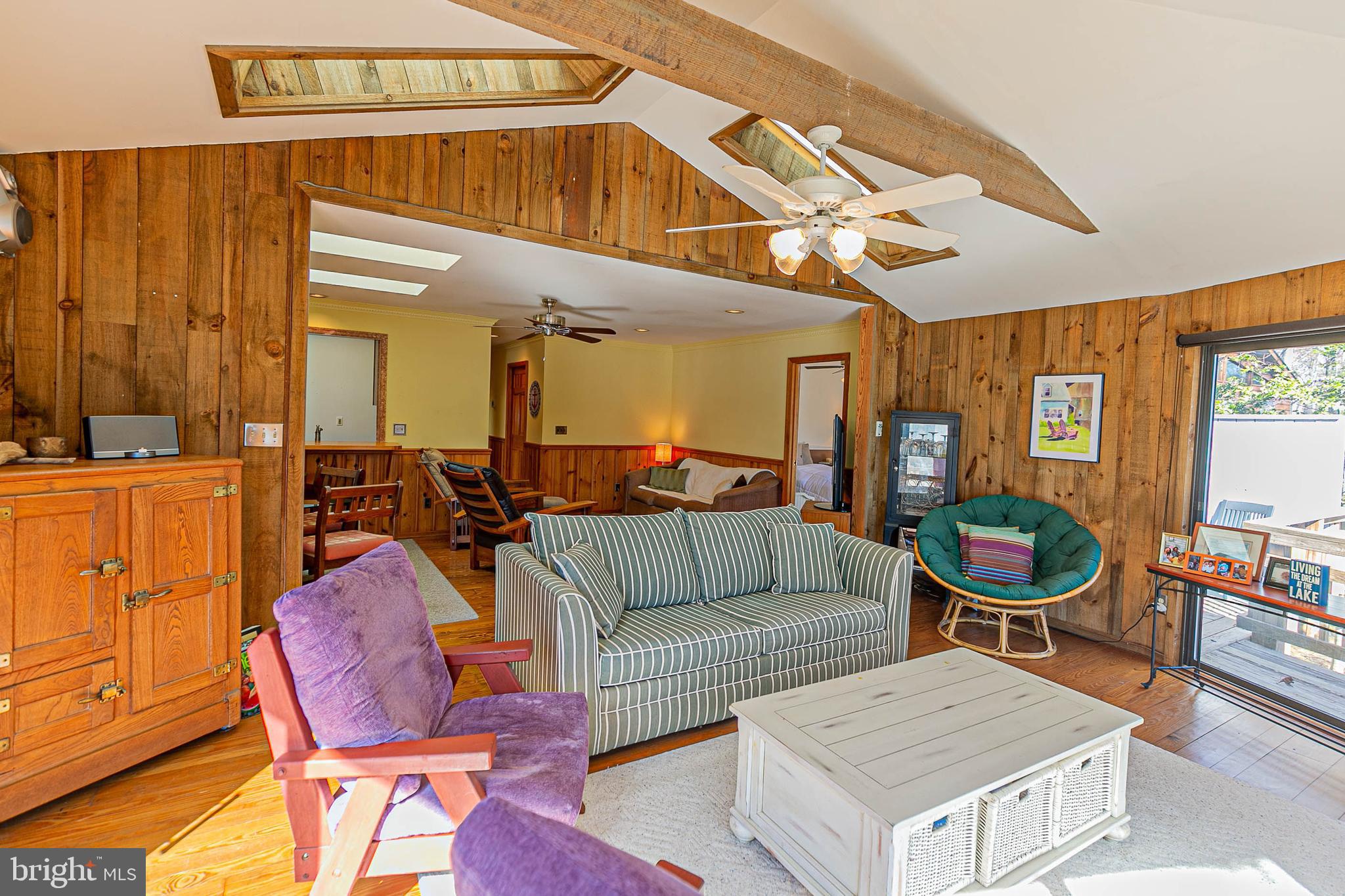 LAKE CAROLINE - Residential