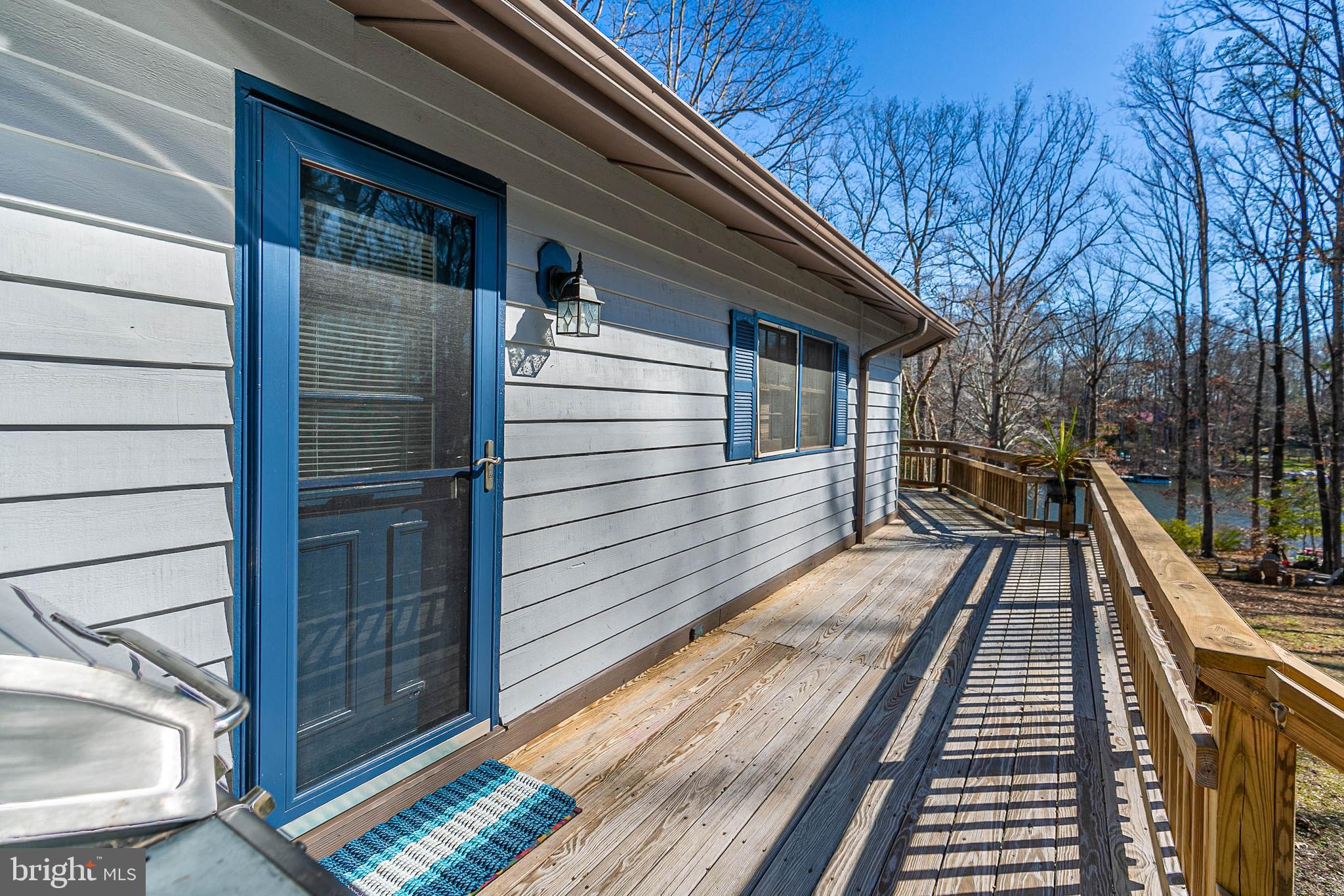 LAKE CAROLINE - Residential