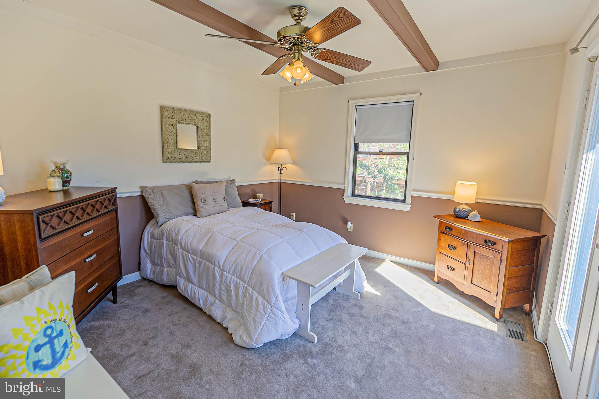 LAKE CAROLINE - Residential