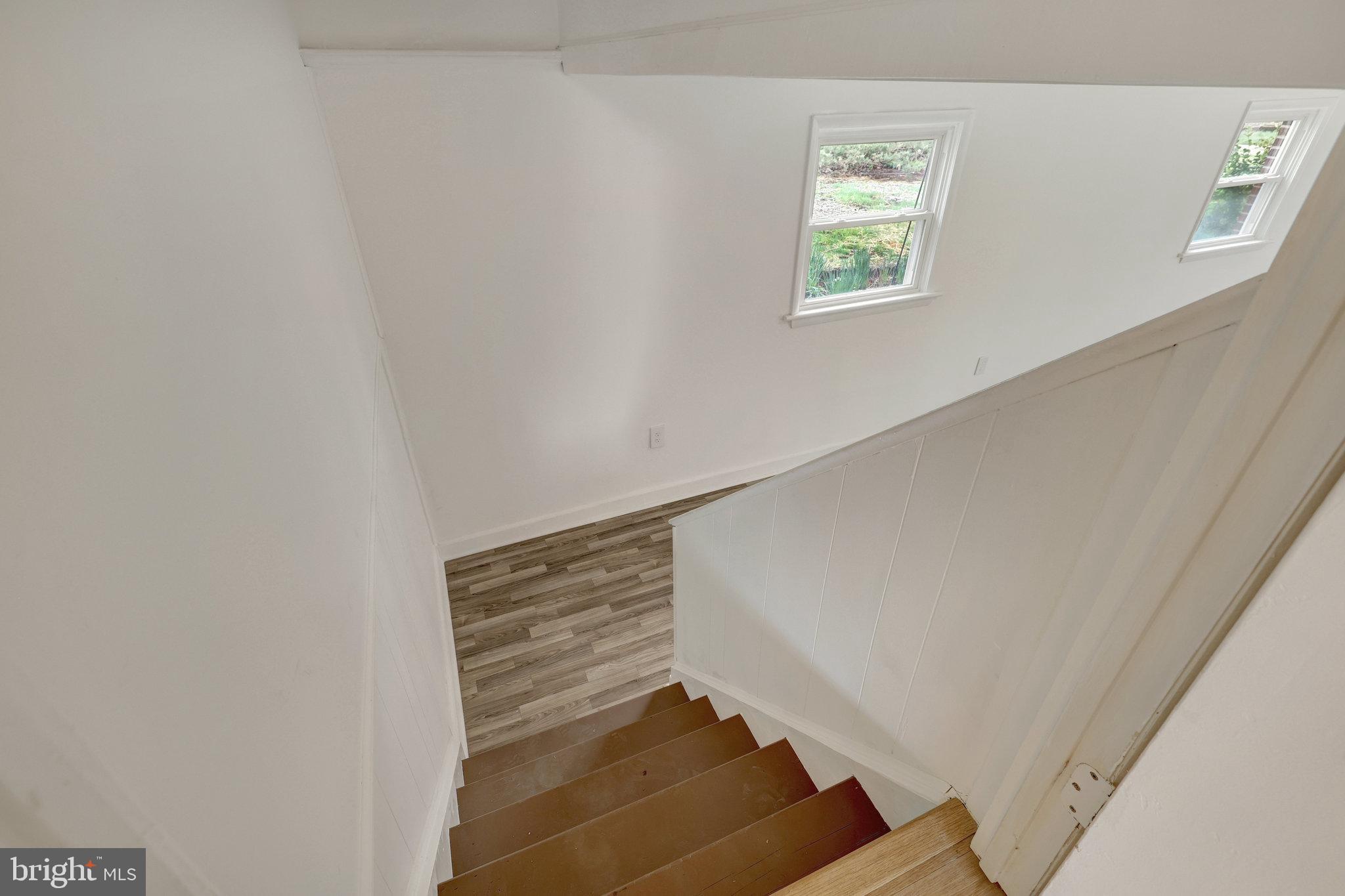 TREESIDE - Residential