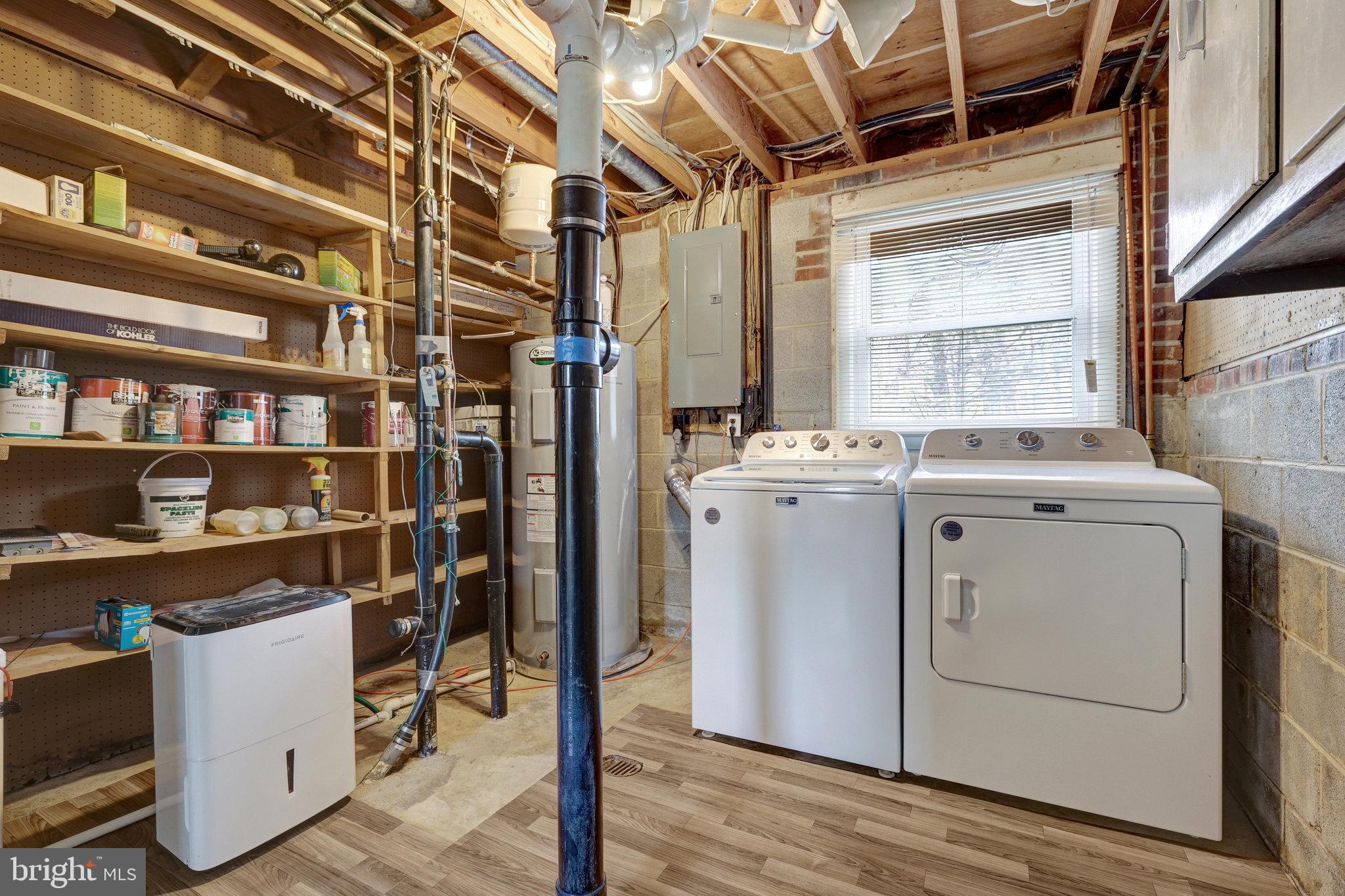 TREESIDE - Residential