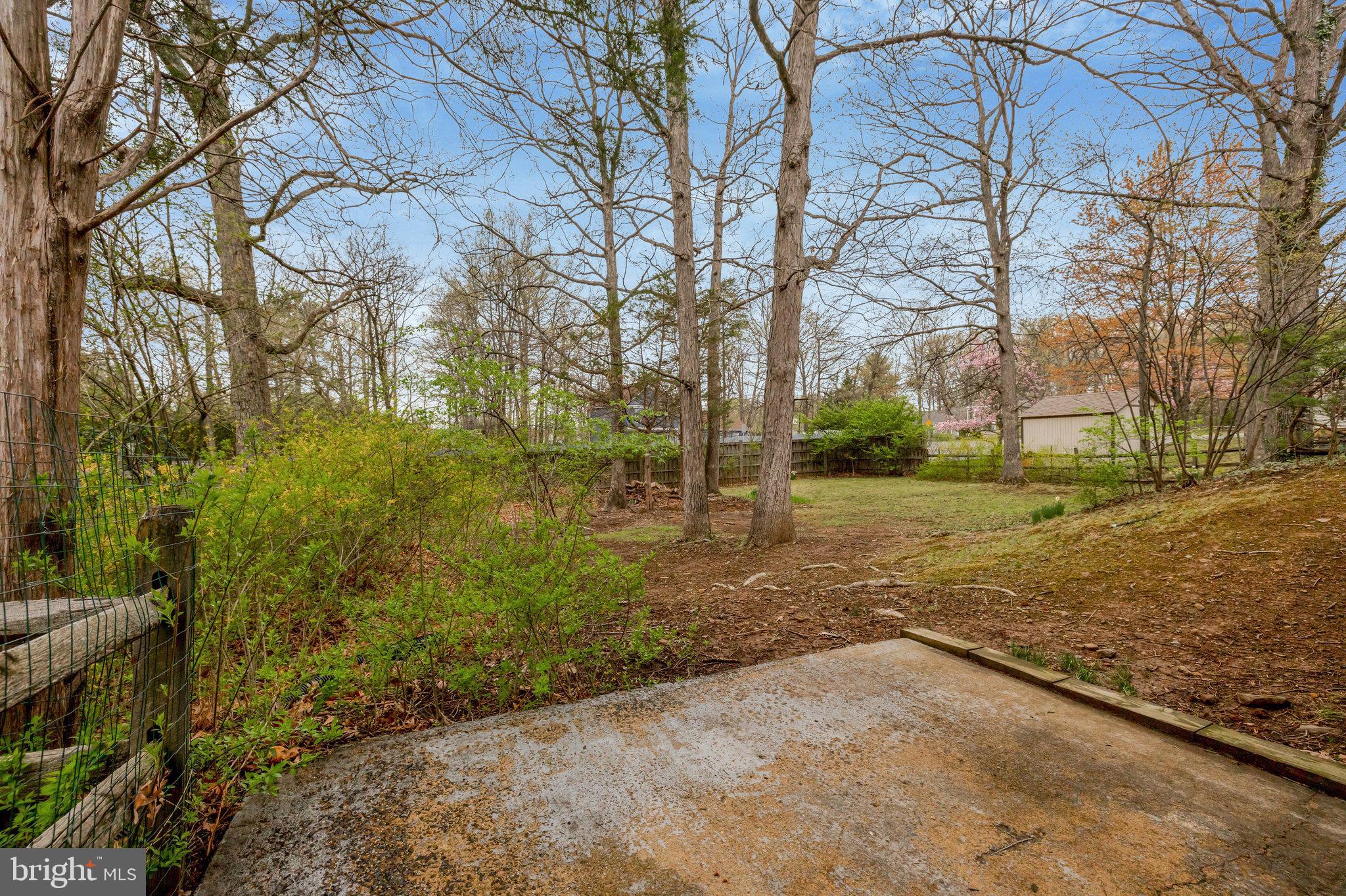 TREESIDE - Residential