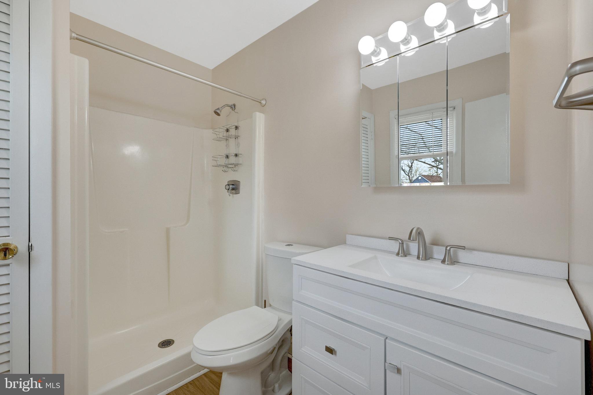 TREESIDE - Residential