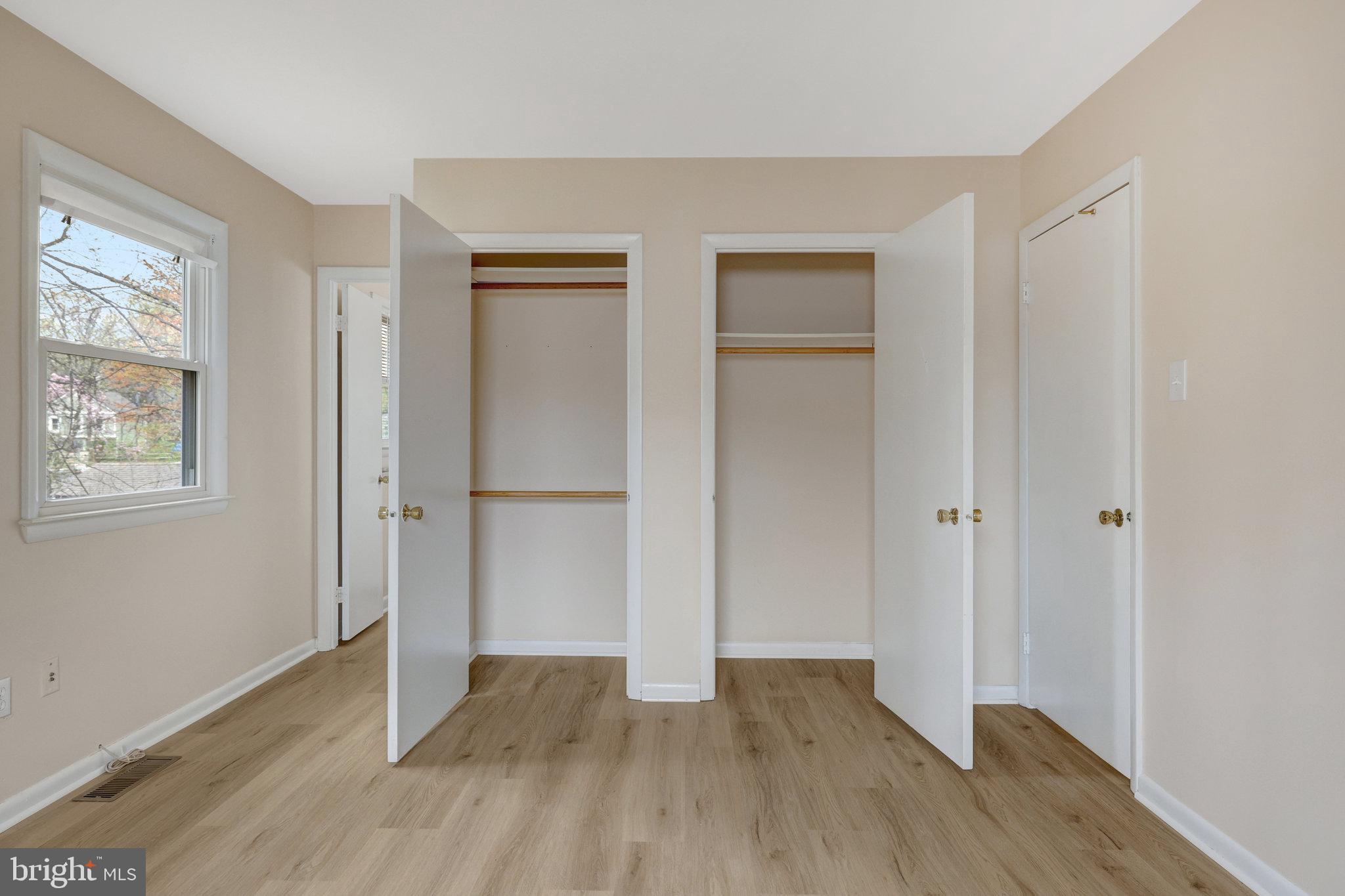 TREESIDE - Residential