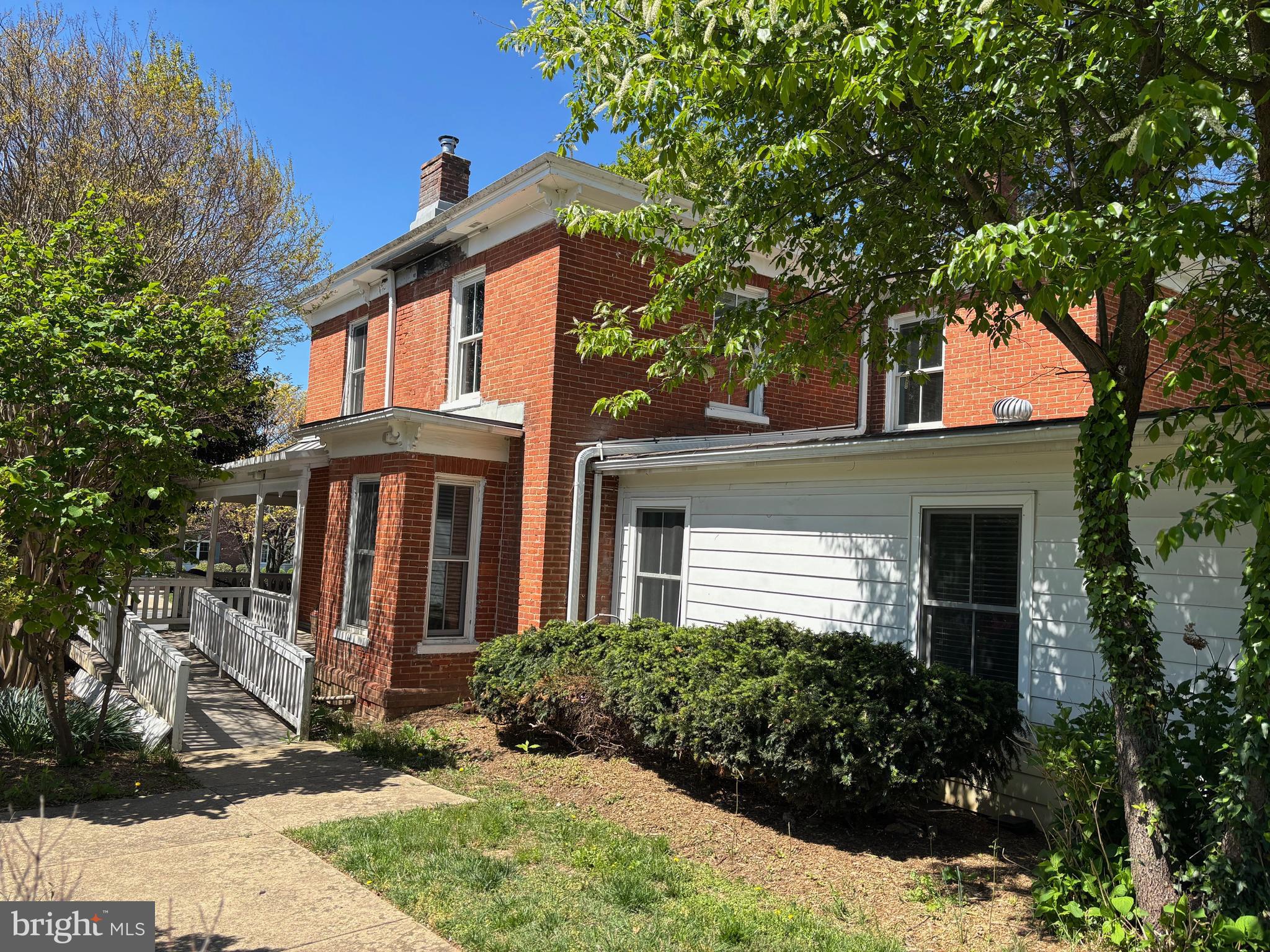 209 E BROAD STREET