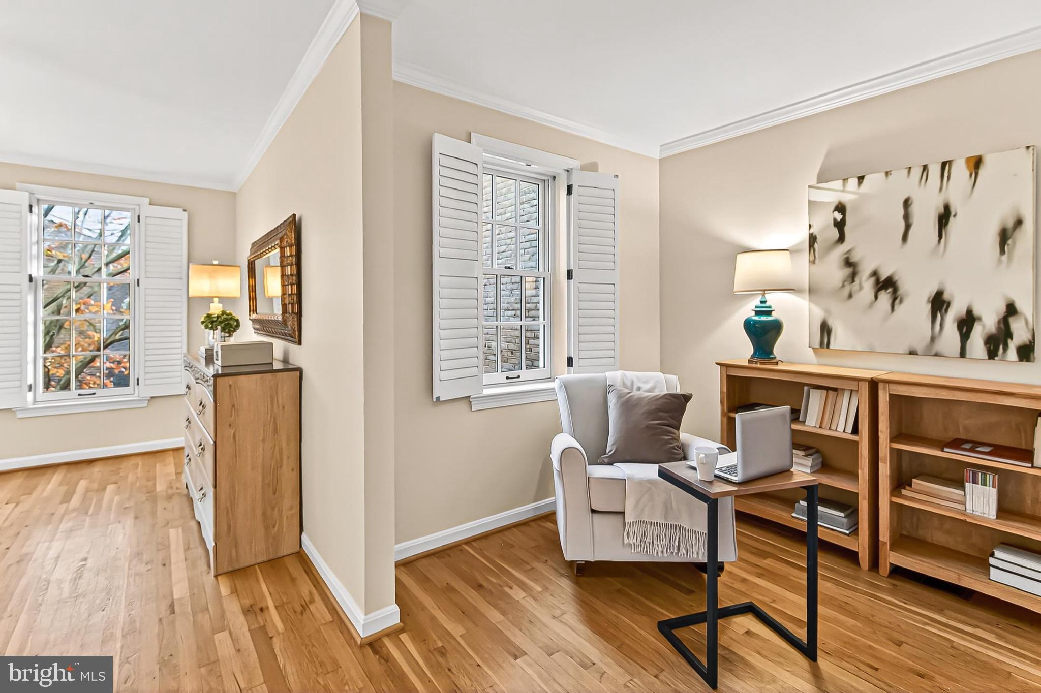 WESTMORELAND SQUARE - Residential