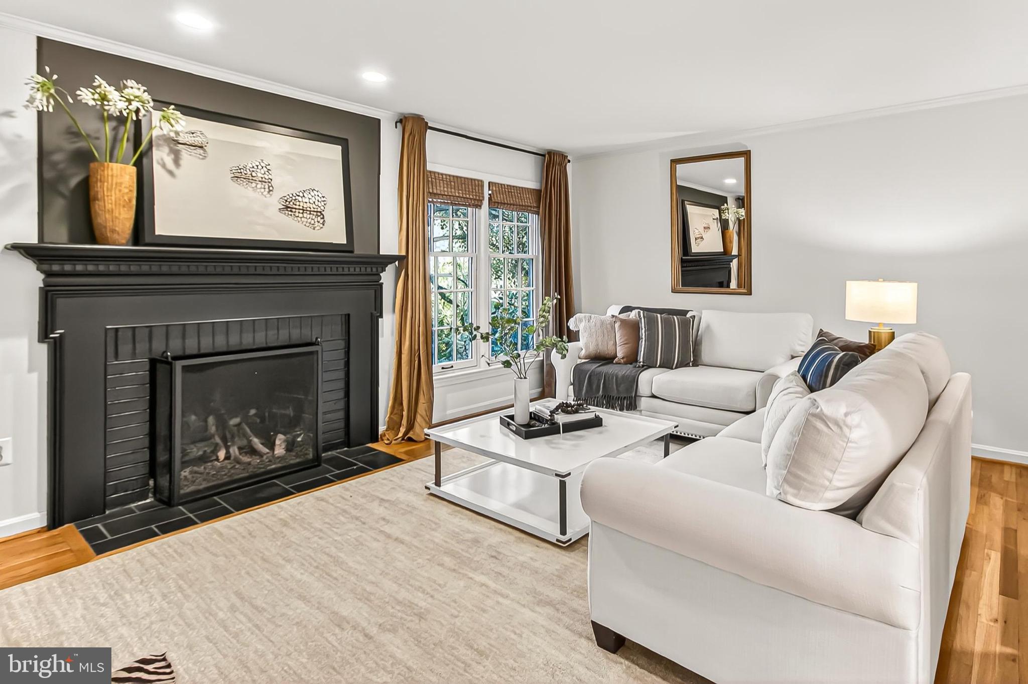 WESTMORELAND SQUARE - Residential