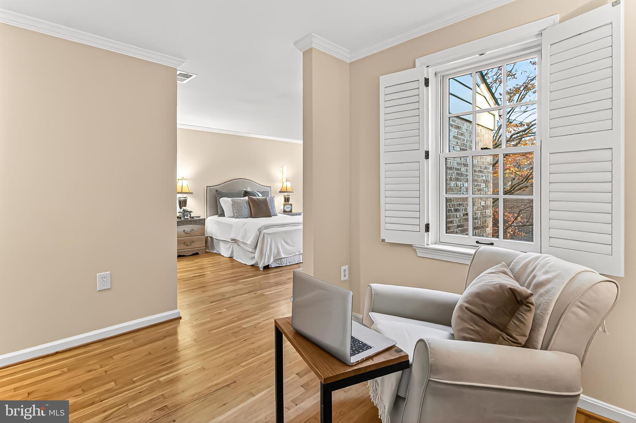 WESTMORELAND SQUARE - Residential