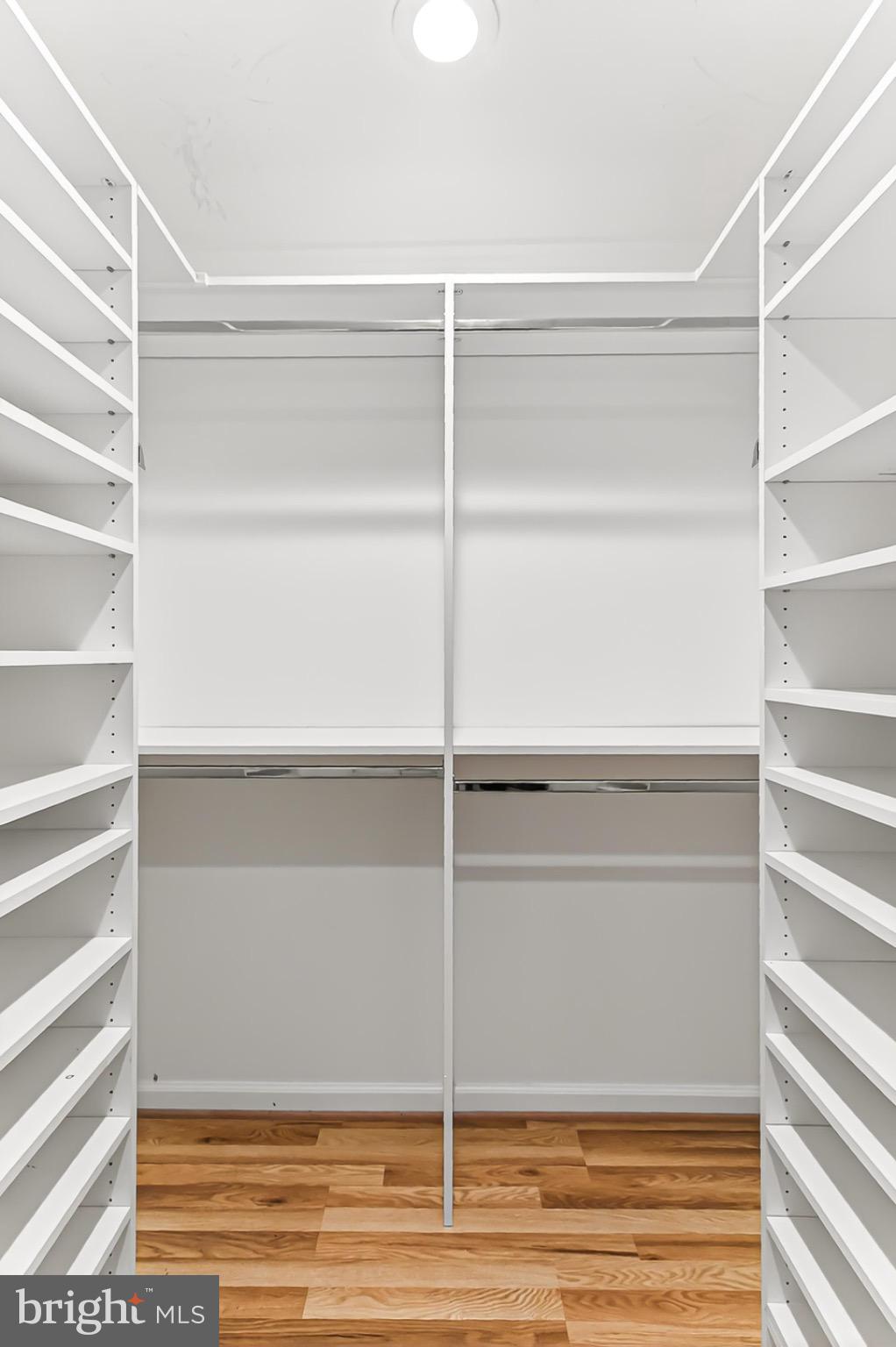 WESTMORELAND SQUARE - Residential