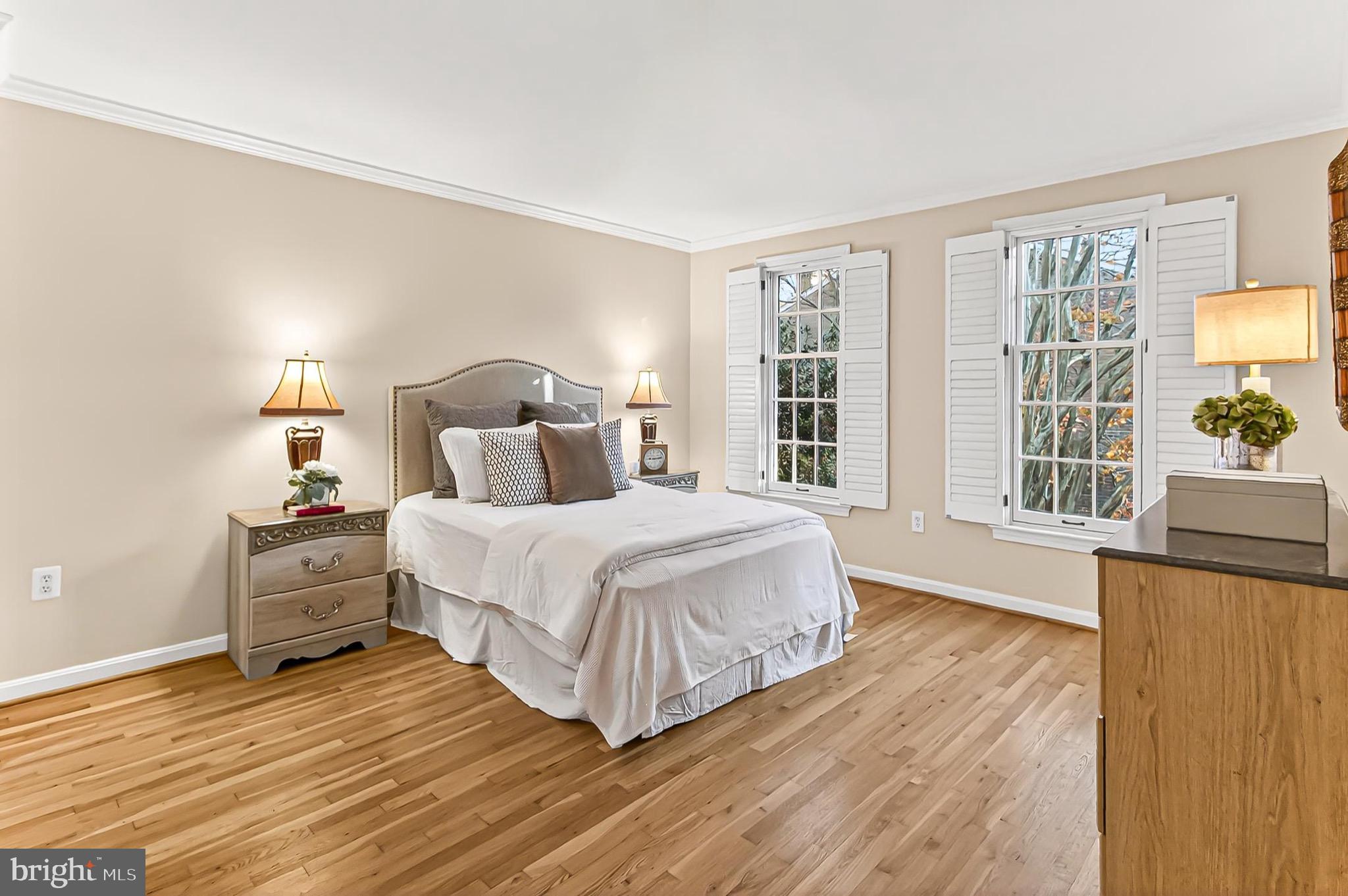 WESTMORELAND SQUARE - Residential