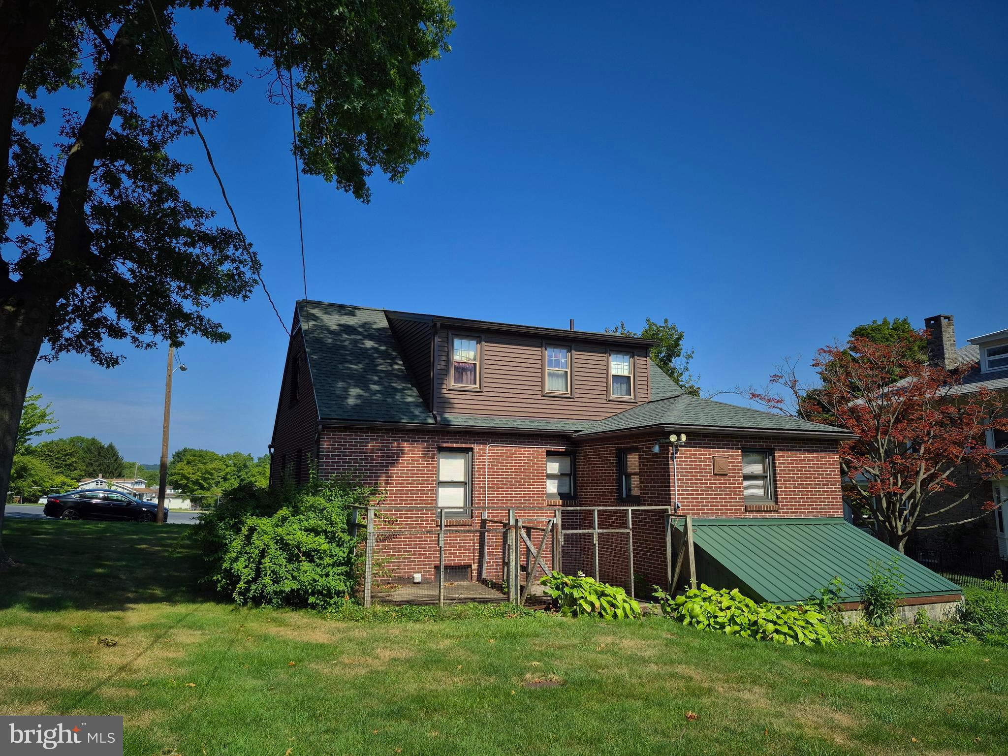 714 N WYOMISSING BOULEVARD