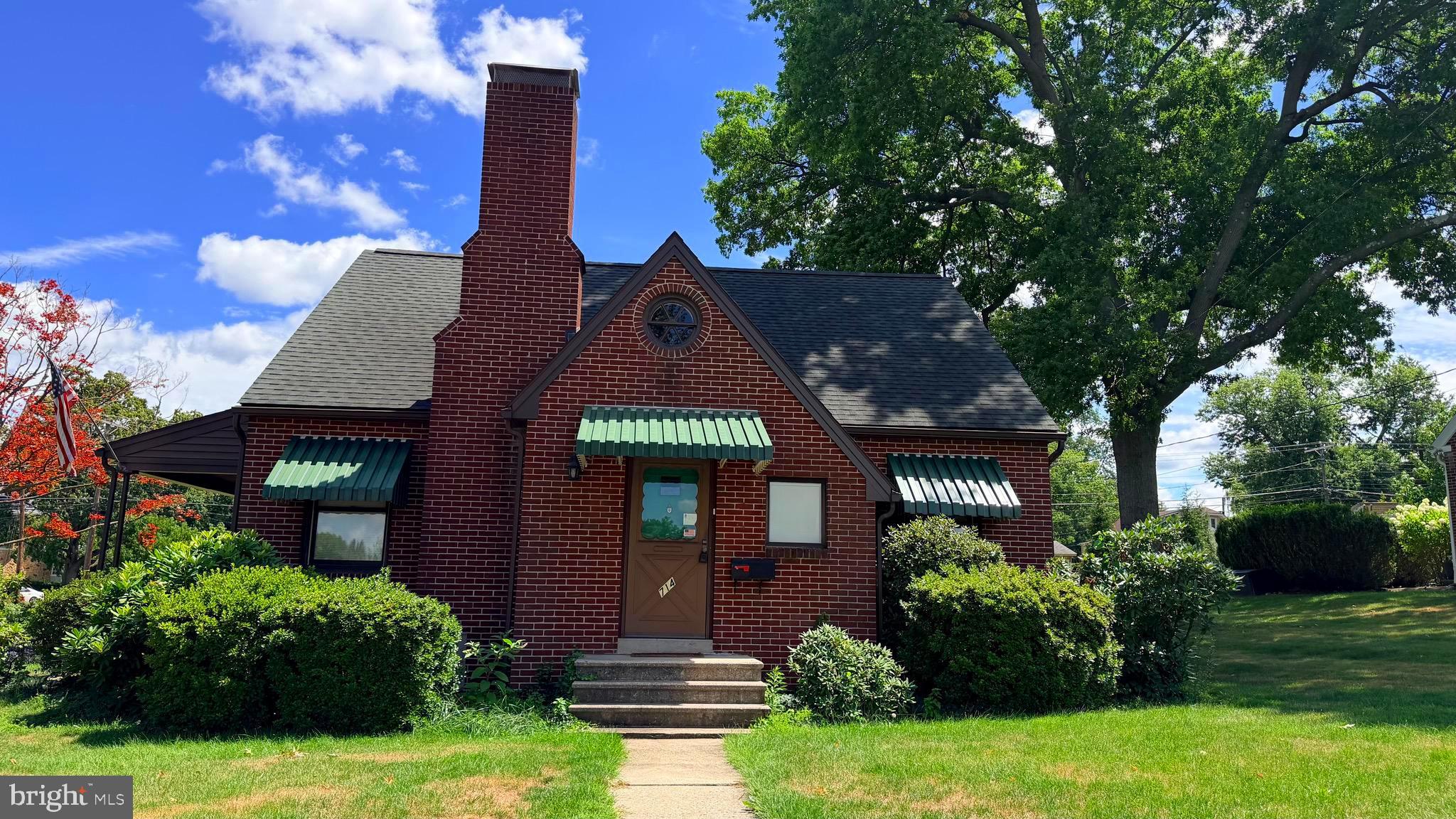 714 N WYOMISSING BOULEVARD