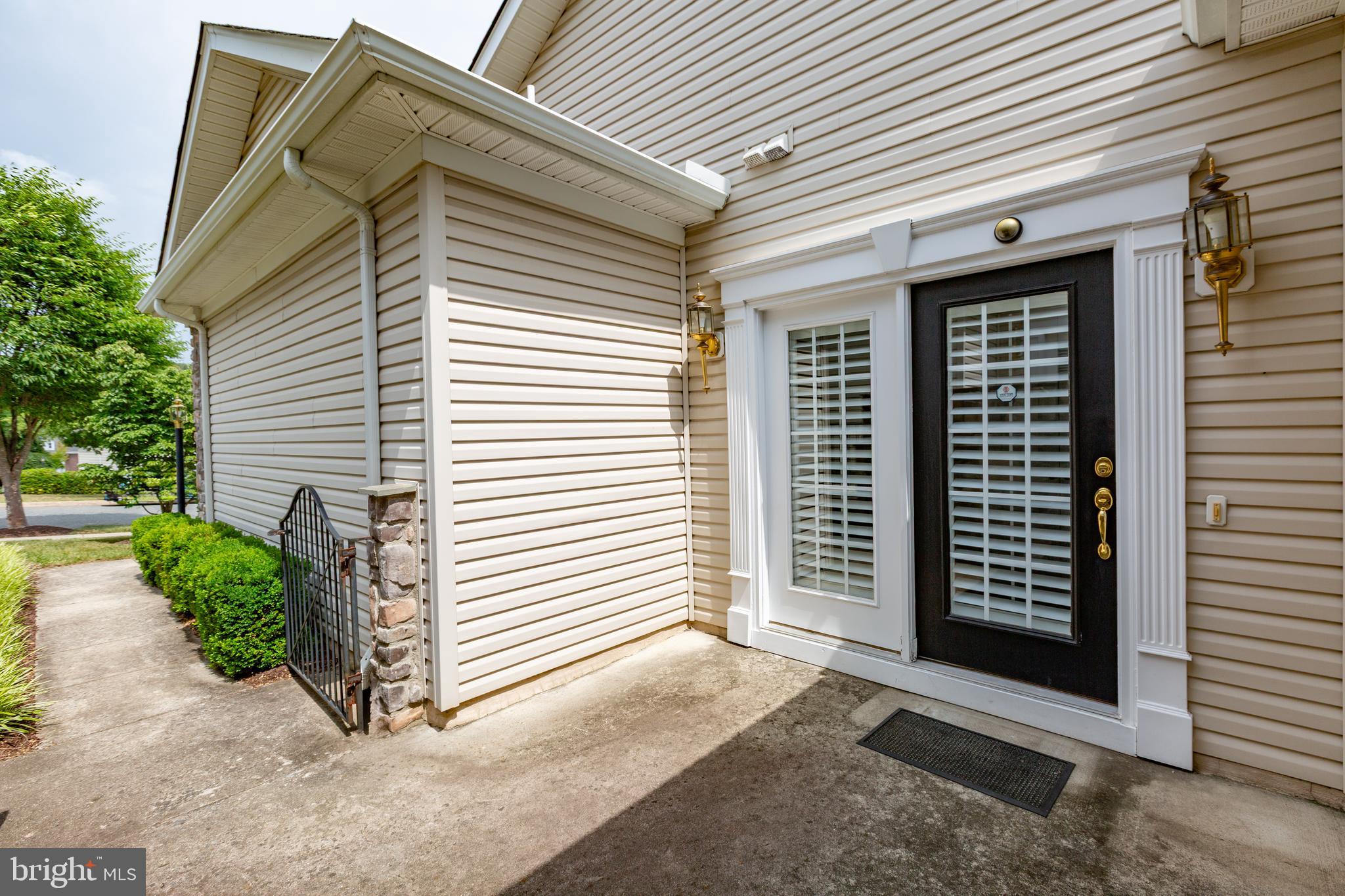 904 CADMUS DRIVE