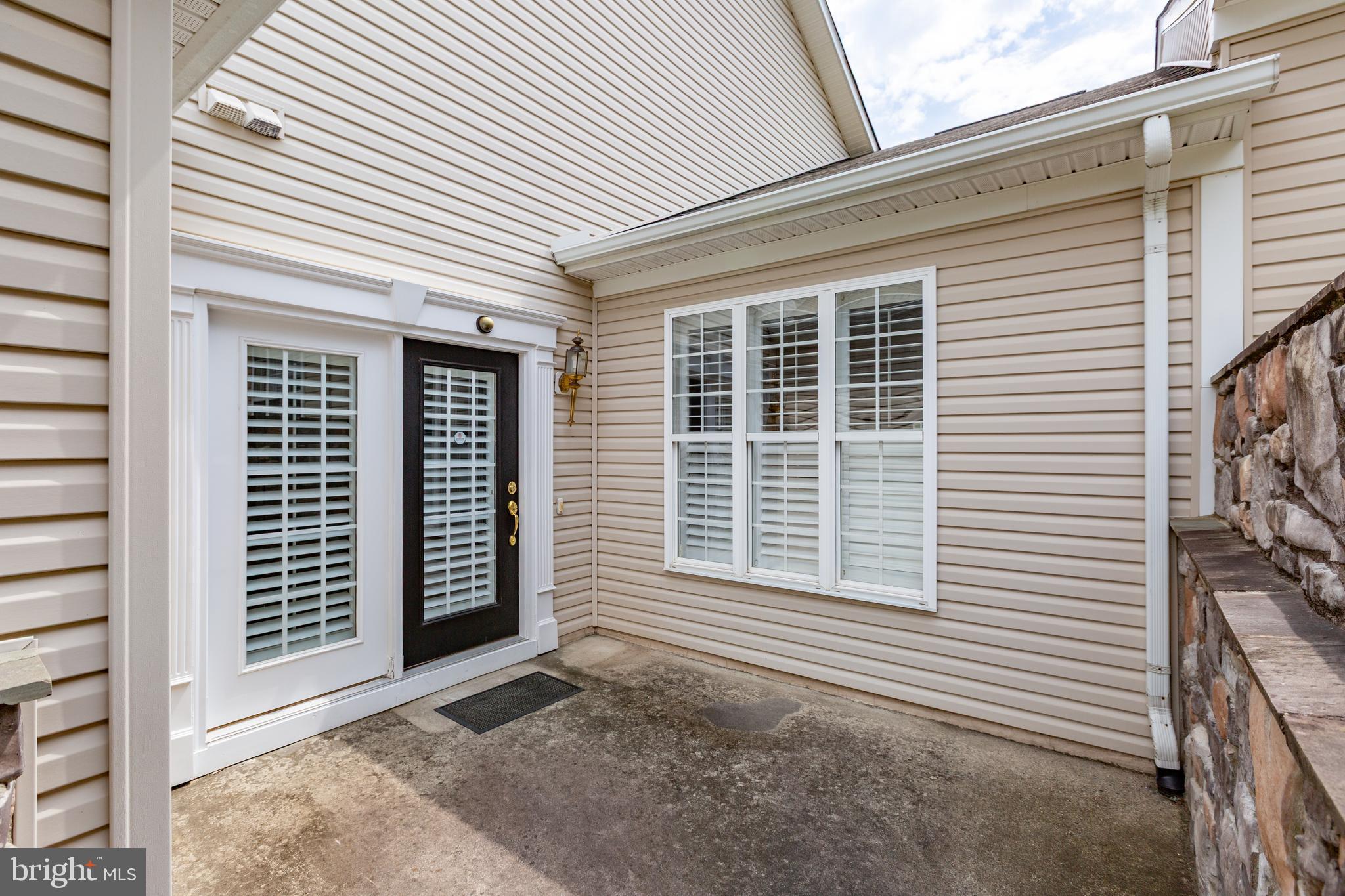 904 CADMUS DRIVE