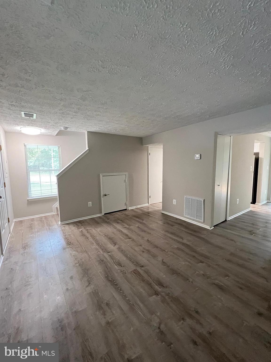 RIDGEVIEW ESTATES - Residential Lease