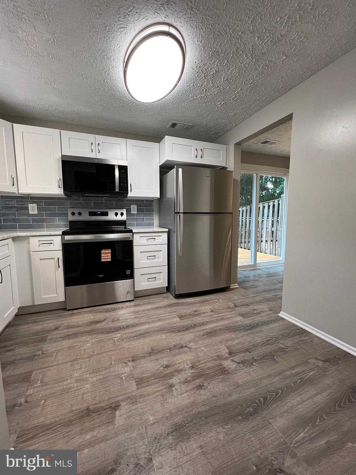 RIDGEVIEW ESTATES - Residential Lease