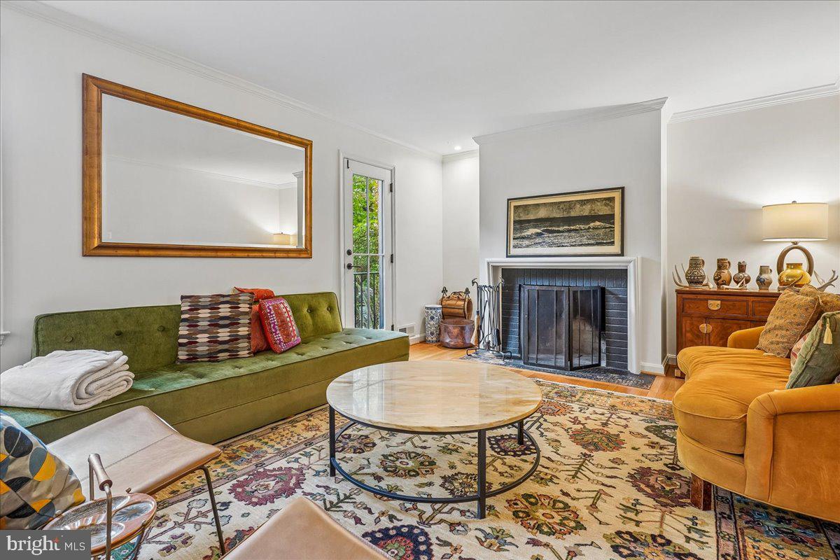 2910 UPTON STREET NW