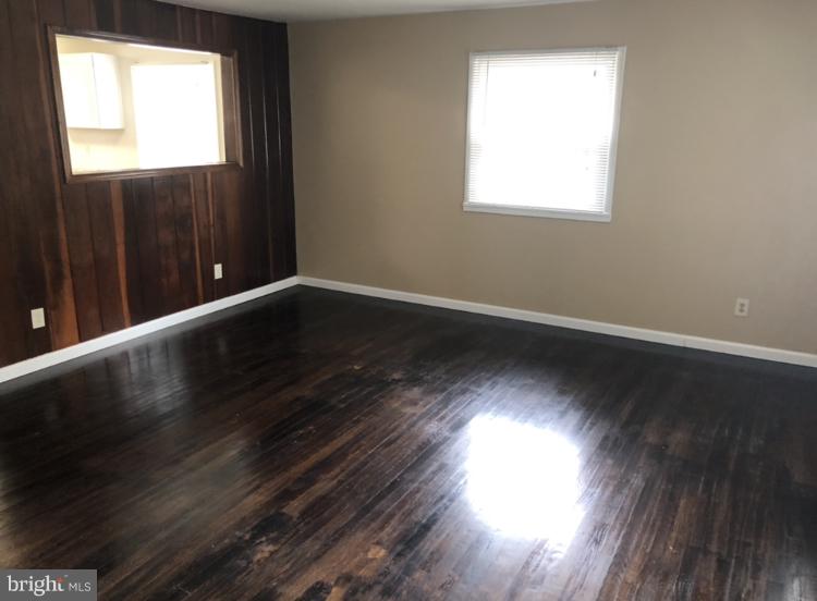 GLASSMANOR - Residential