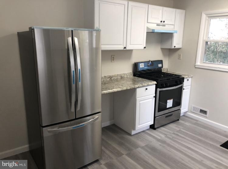 GLASSMANOR - Residential