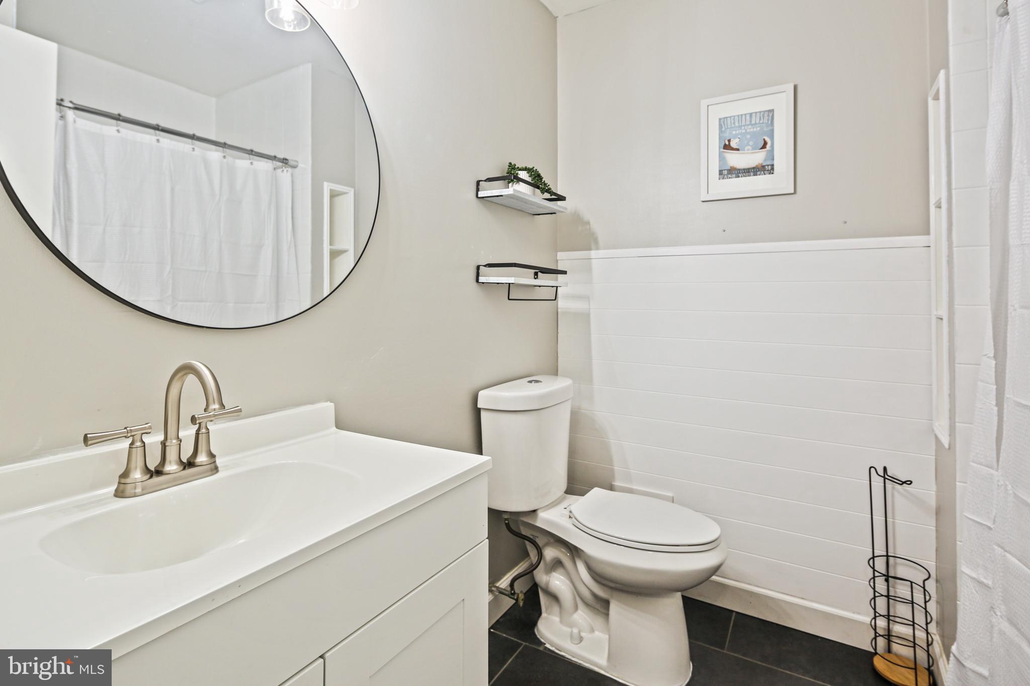 SUMMIT TOWNHOUSES - Residential