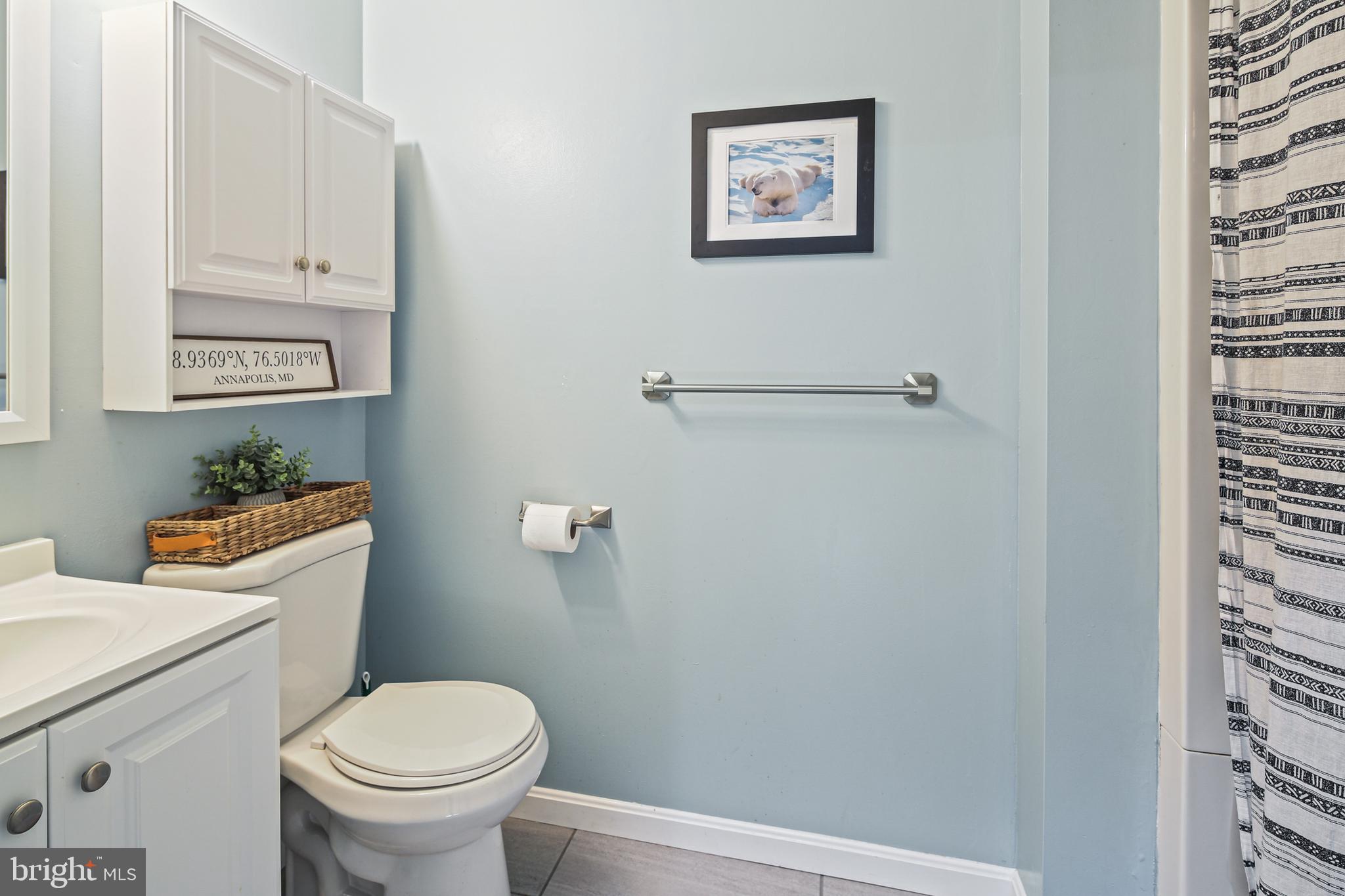 SUMMIT TOWNHOUSES - Residential