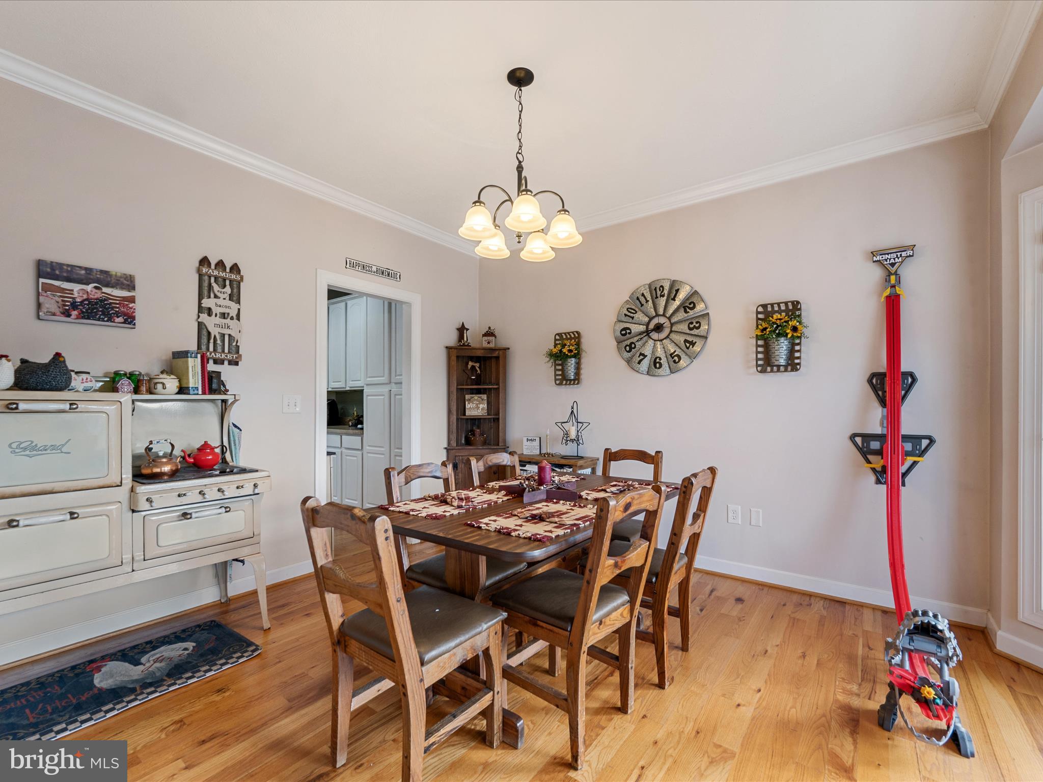 WATER VIEW ESTATES - Residential