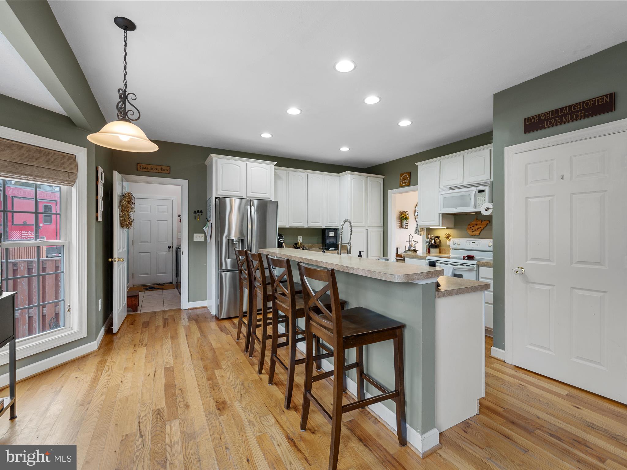 WATER VIEW ESTATES - Residential