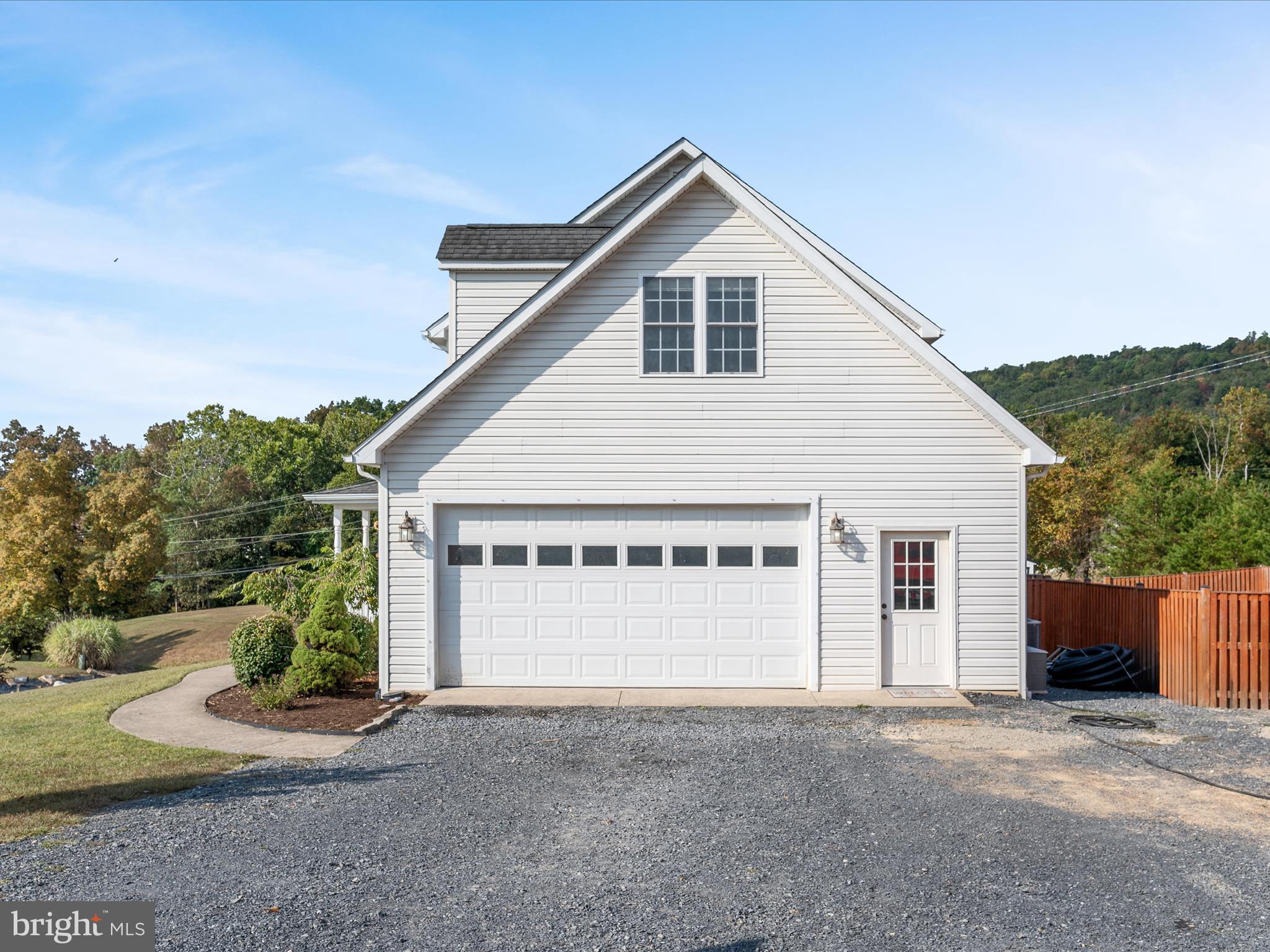 WATER VIEW ESTATES - Residential