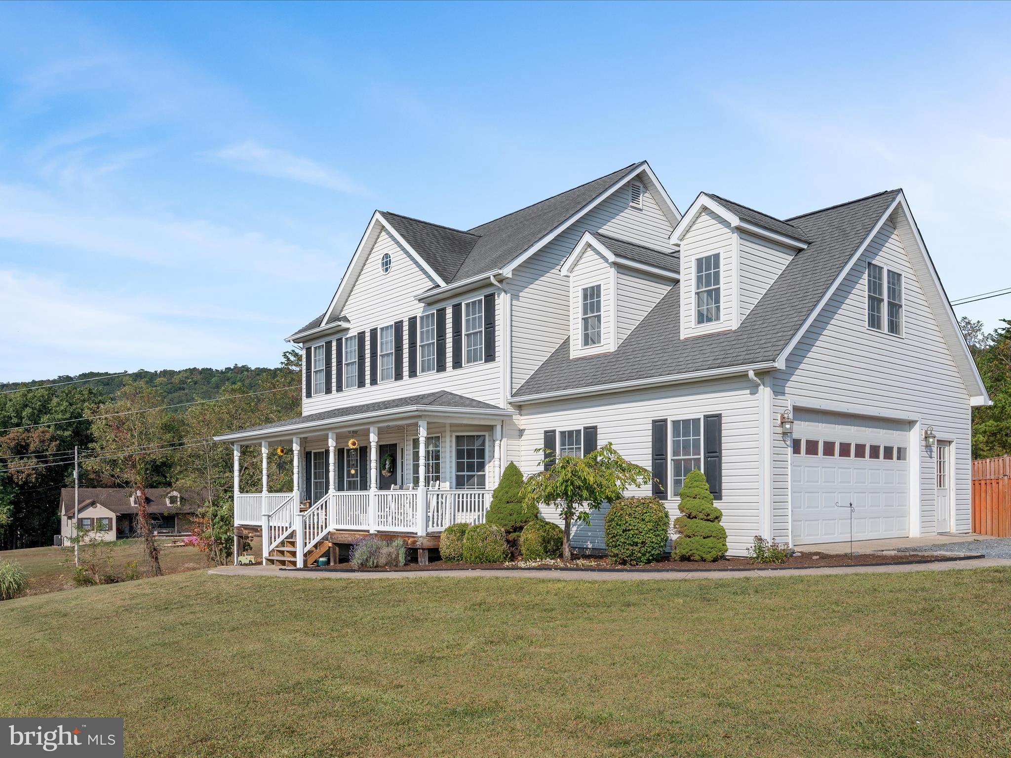 WATER VIEW ESTATES - Residential