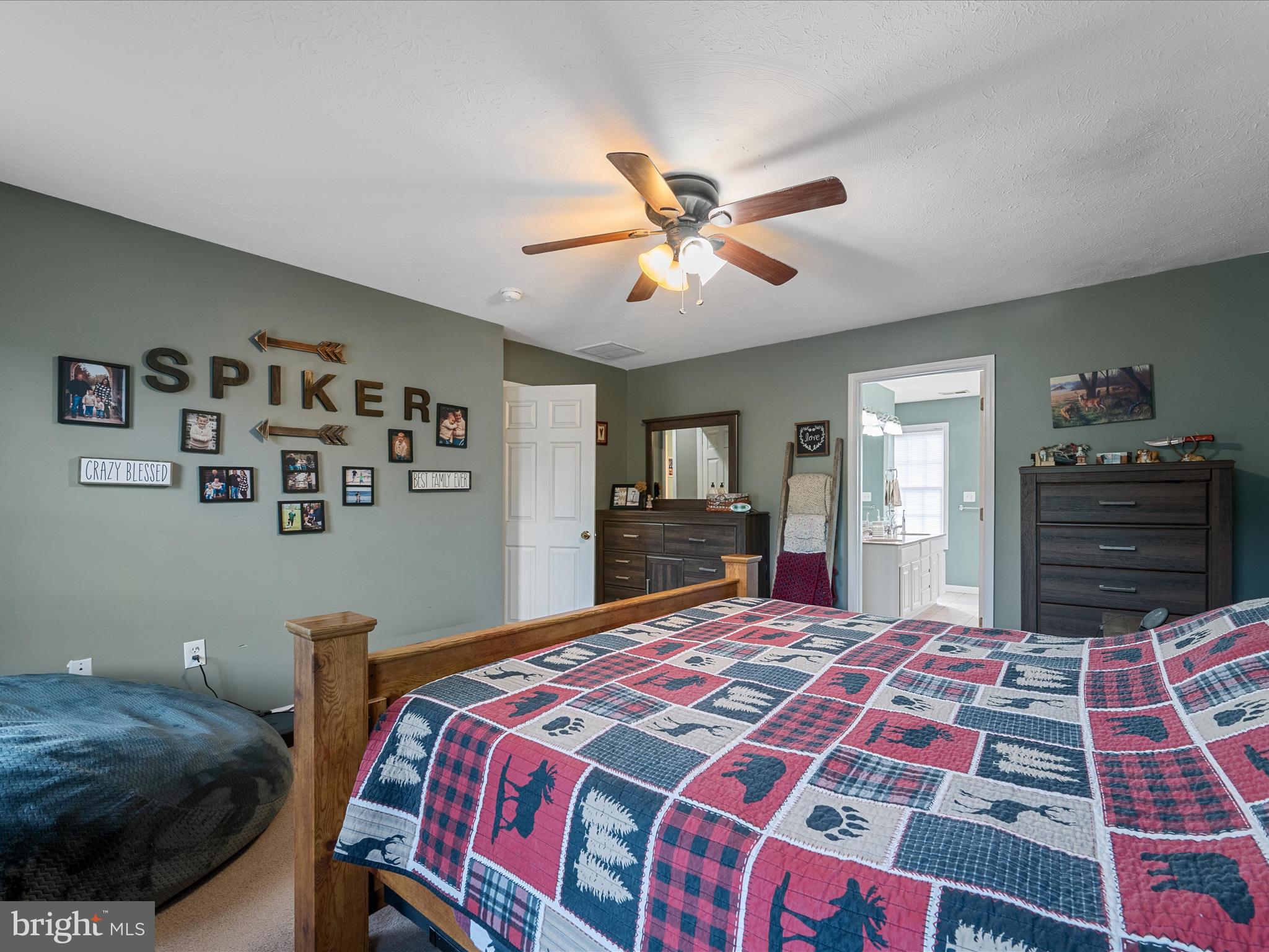 WATER VIEW ESTATES - Residential