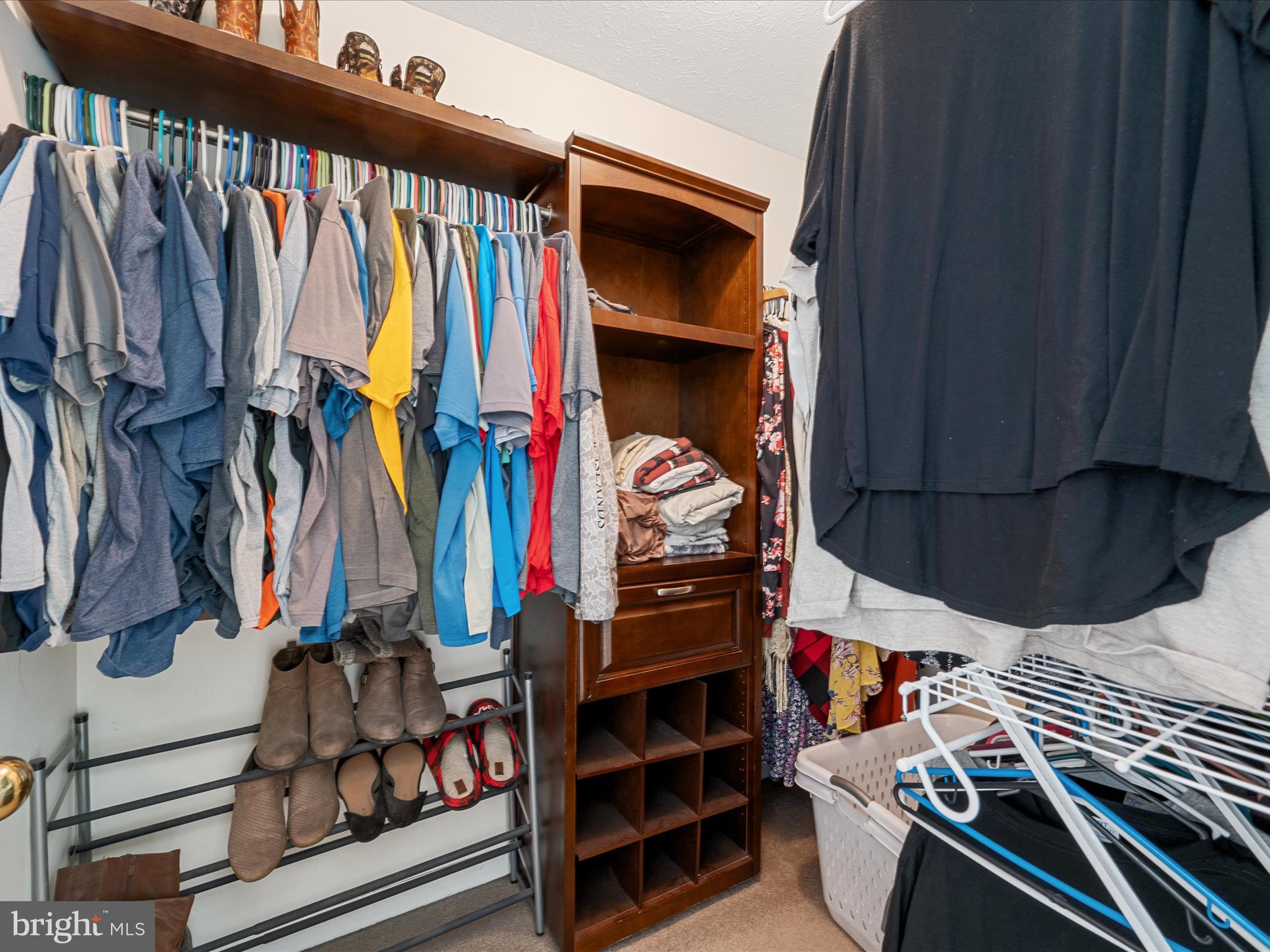 WATER VIEW ESTATES - Residential