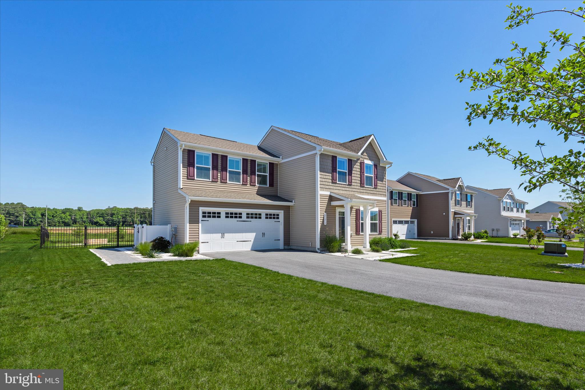 25252 SALTWATER CIRCLE